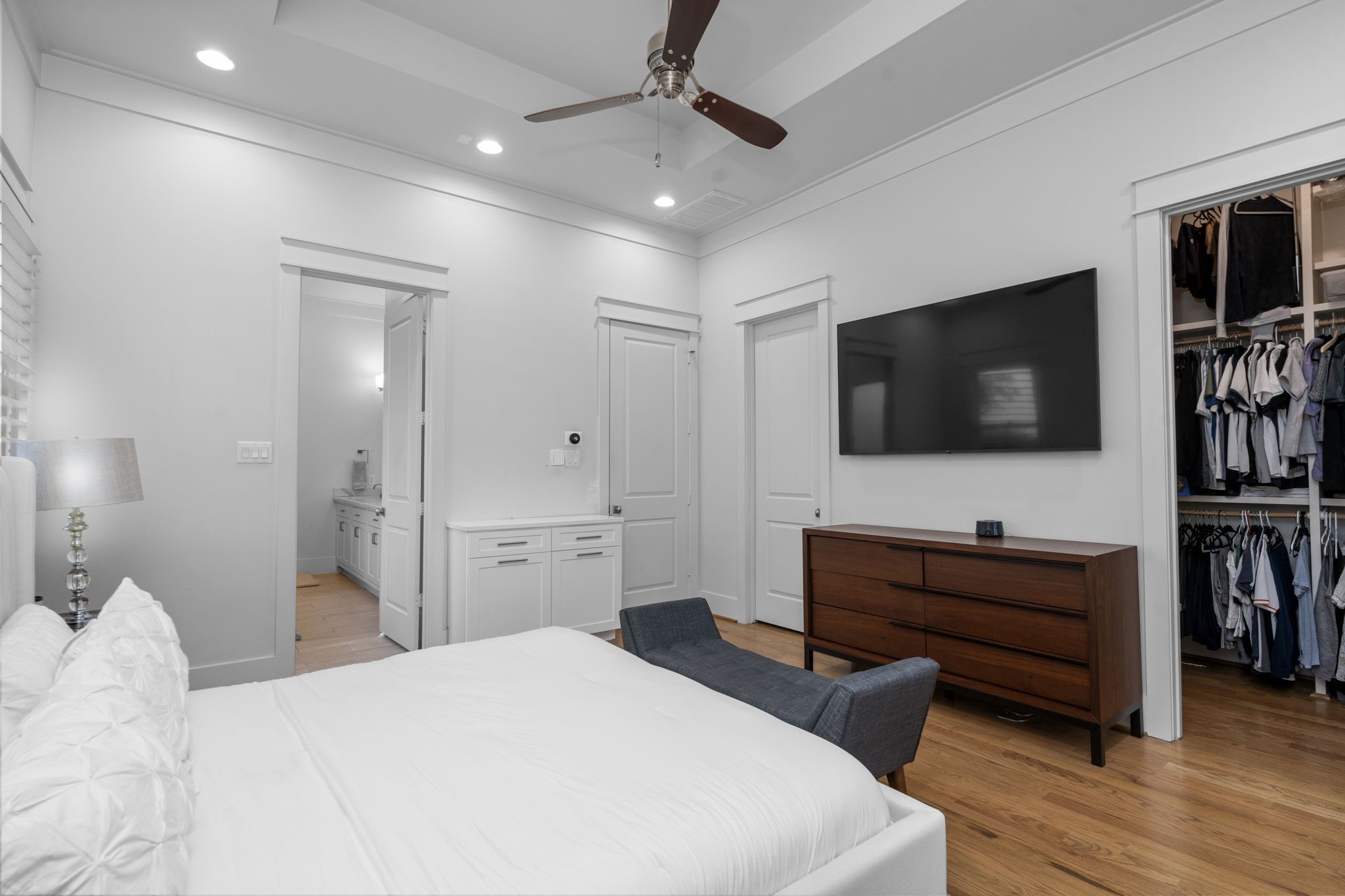 208 Aurora Street B Property Photo 36