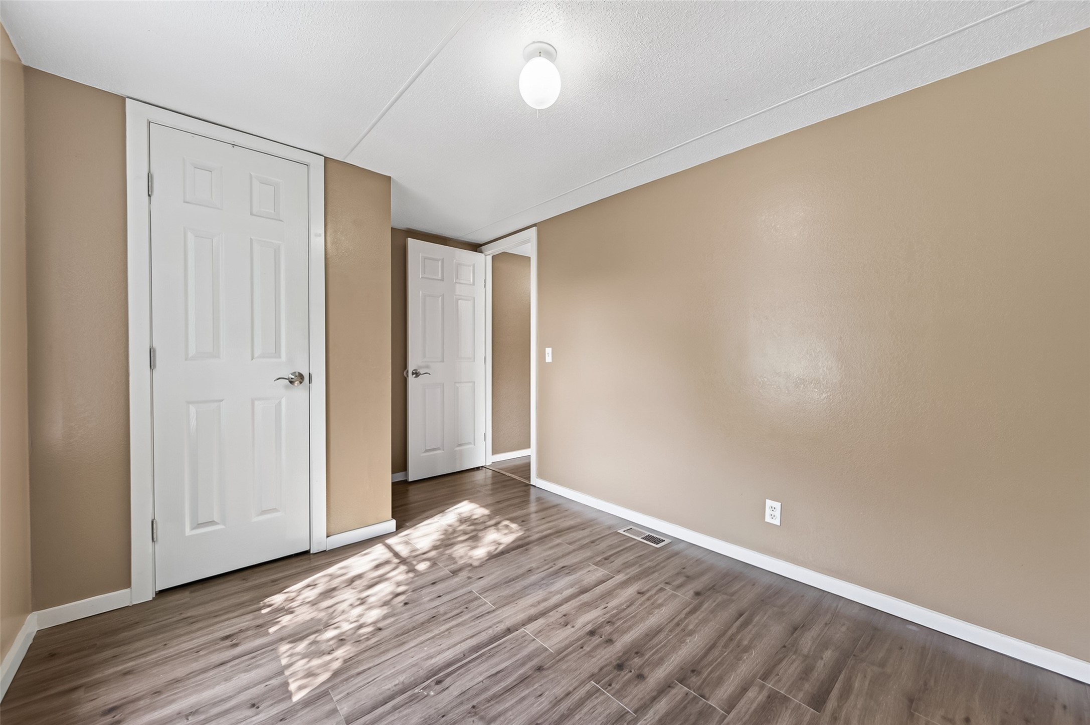 33618 Falcon Spring Street Property Photo 18