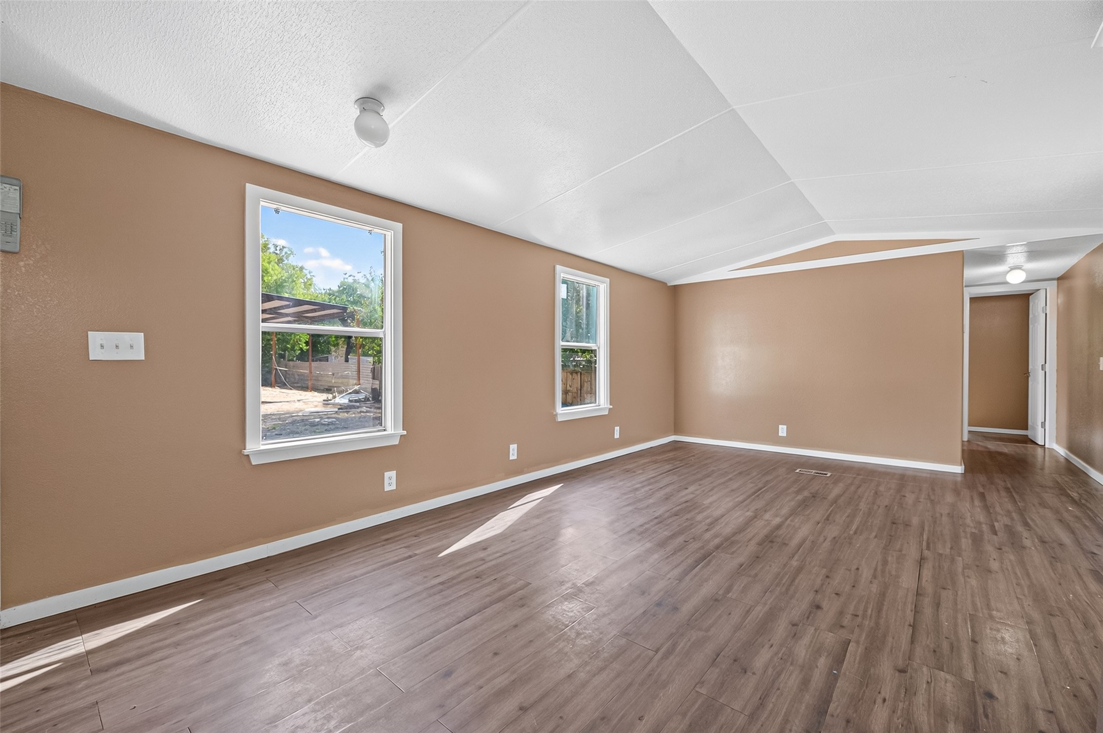 33618 Falcon Spring Street Property Photo 19