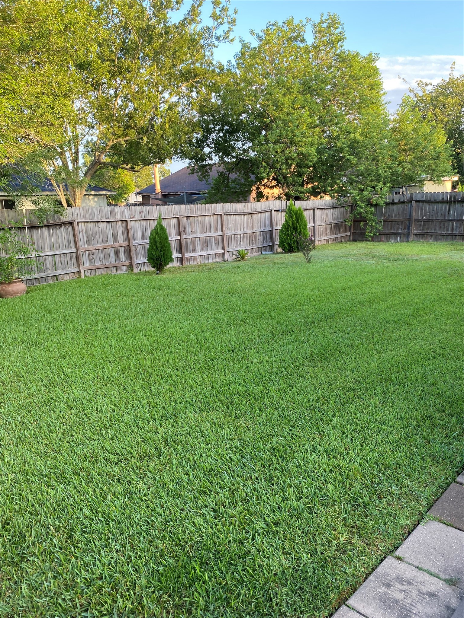 10022 Bell Towne Drive Property Photo 7
