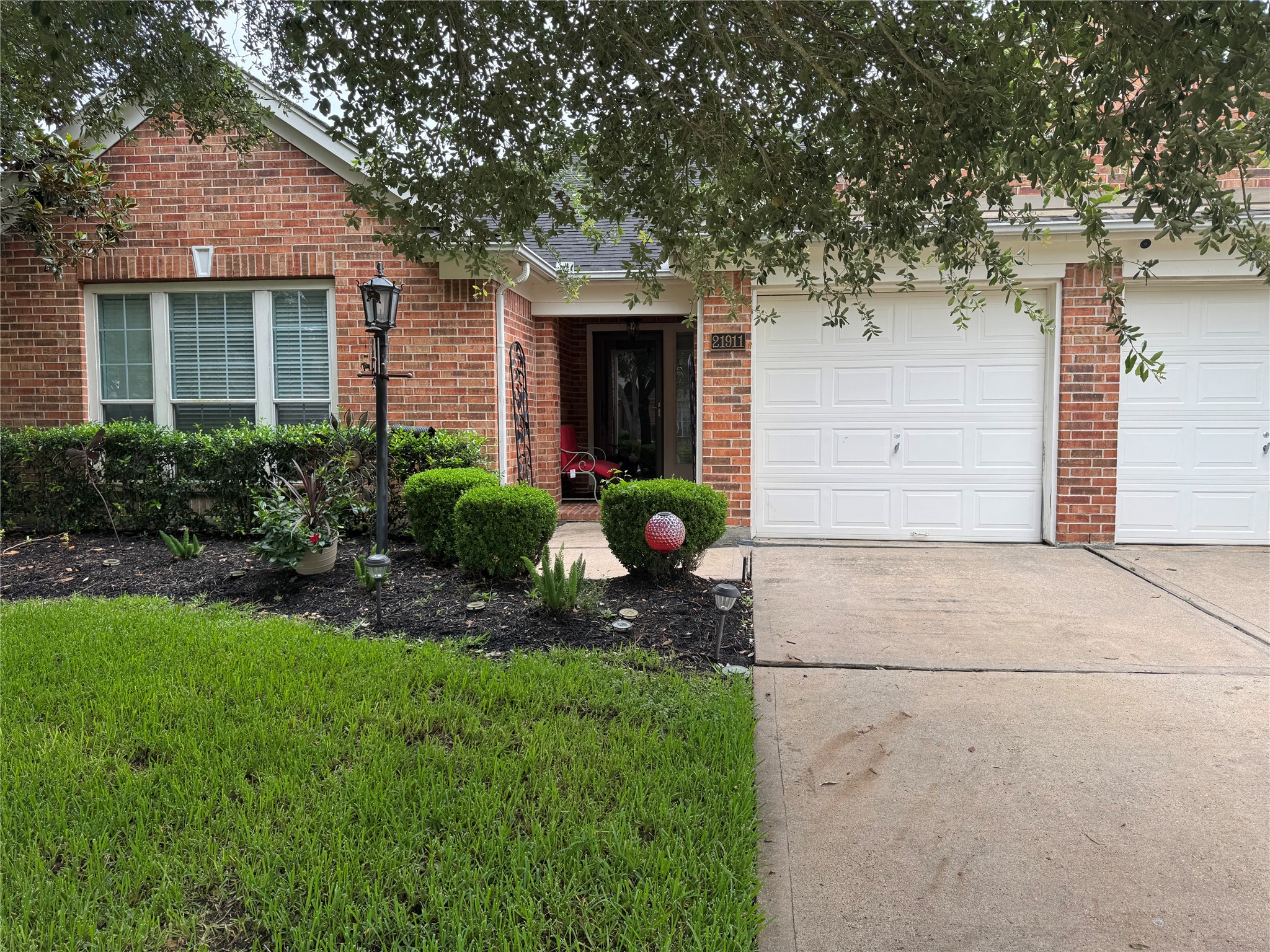 21911 Rivergate Court Property Photo 1