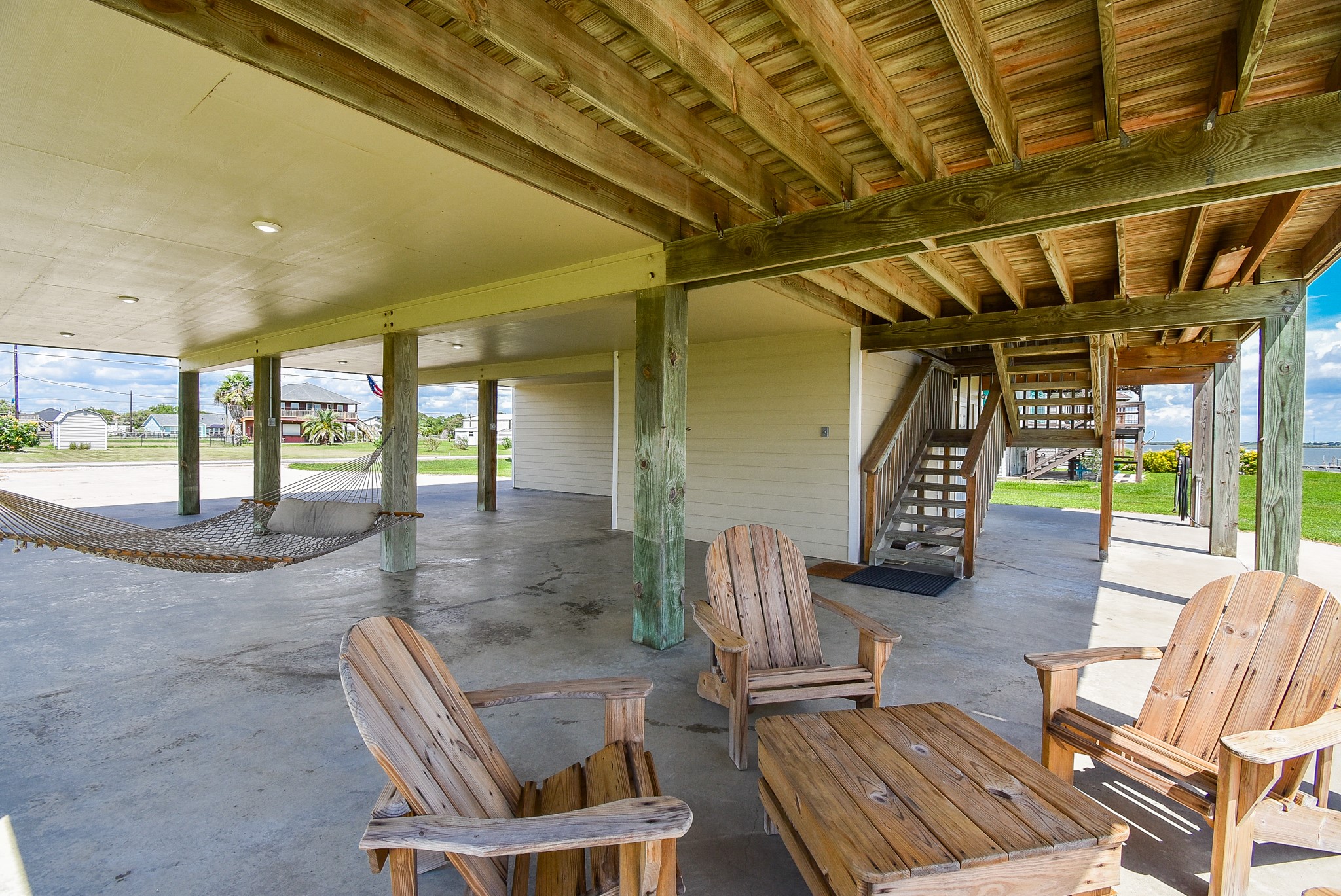 1588 W Bayshore Drive Property Photo 6