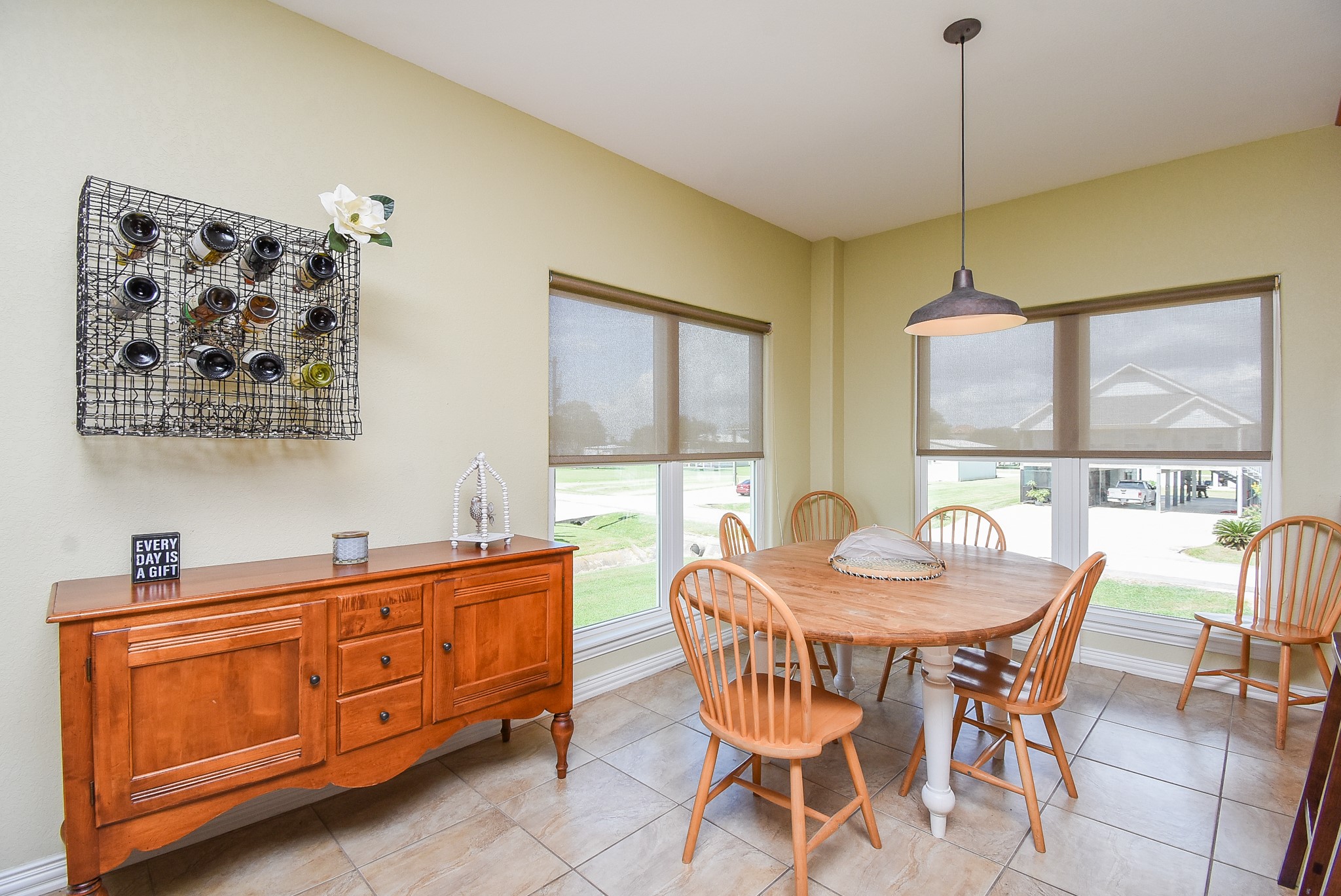 1588 W Bayshore Drive Property Photo 18