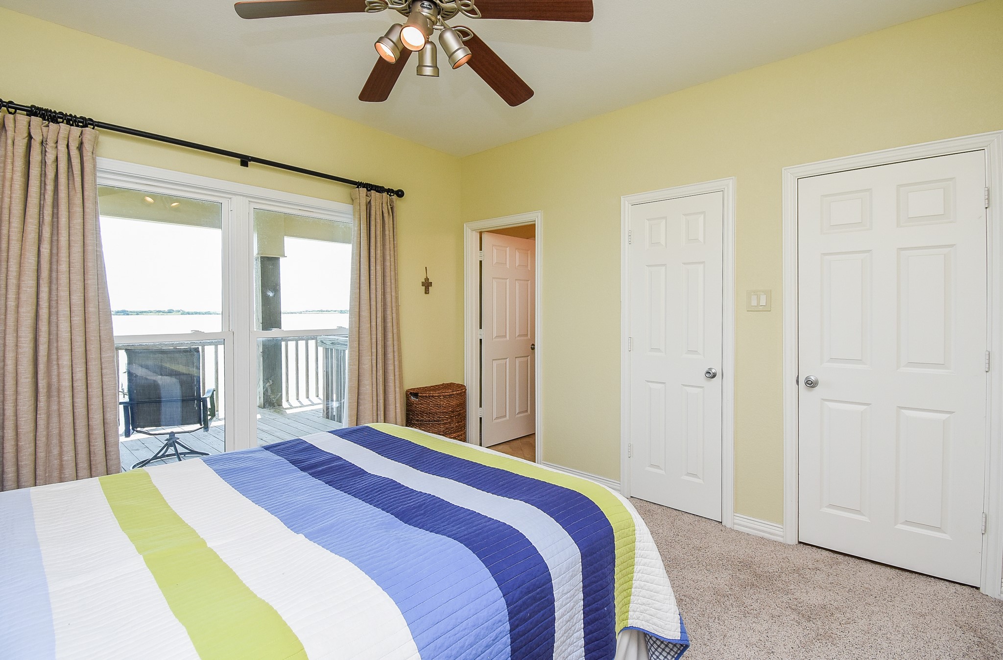 1588 W Bayshore Drive Property Photo 27