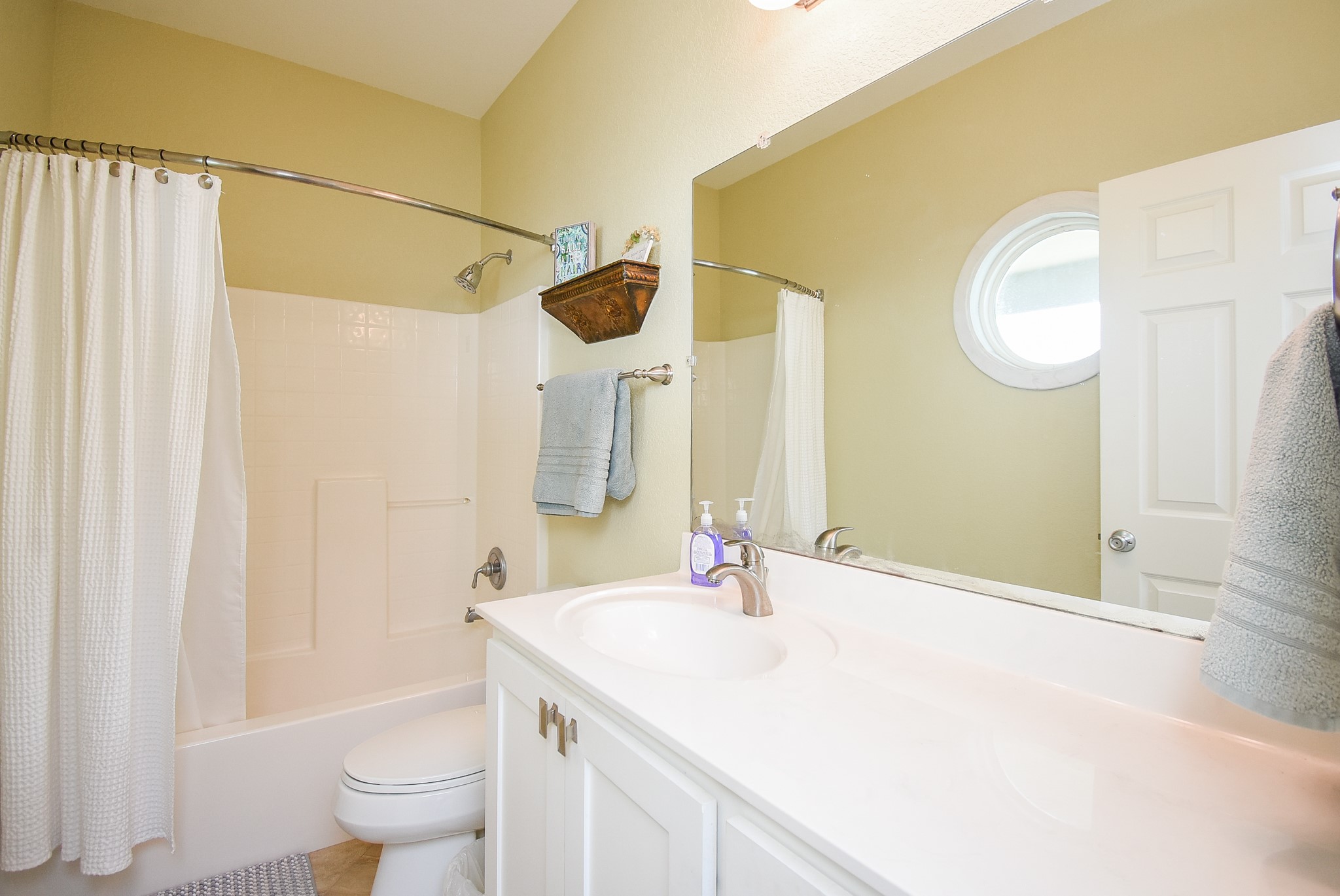 1588 W Bayshore Drive Property Photo 30