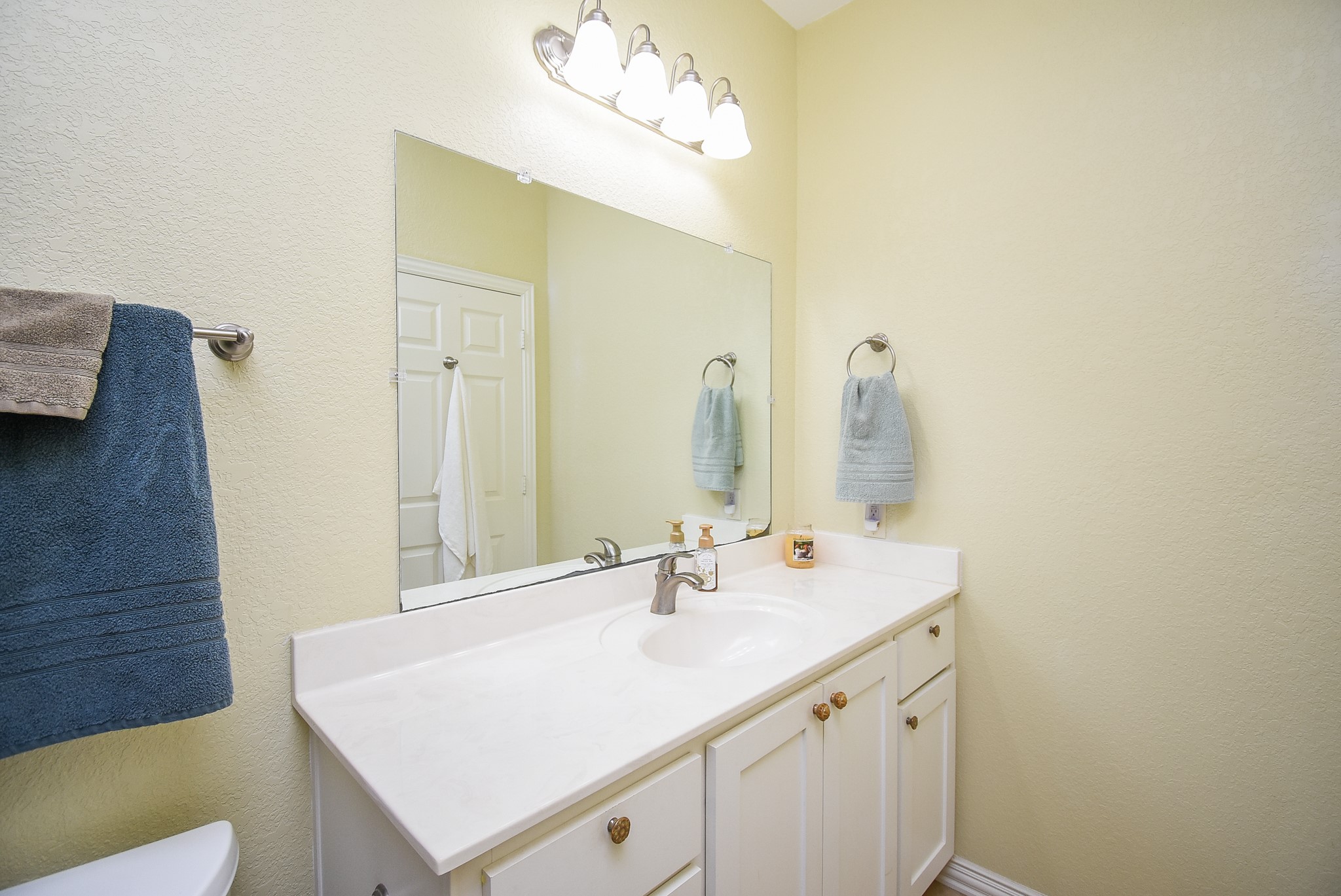 1588 W Bayshore Drive Property Photo 39