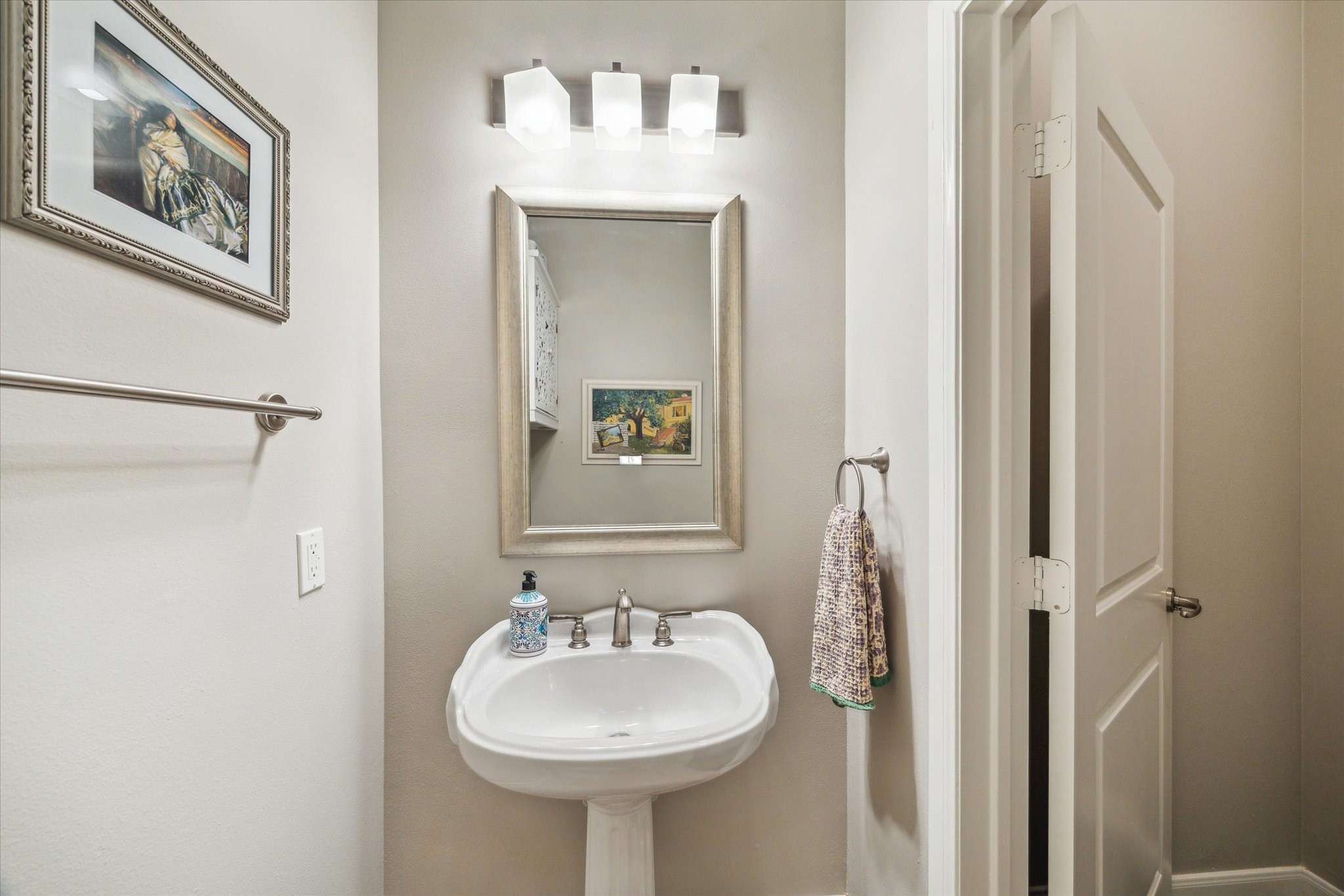 300 St Joseph Parkway 223 Property Photo 10