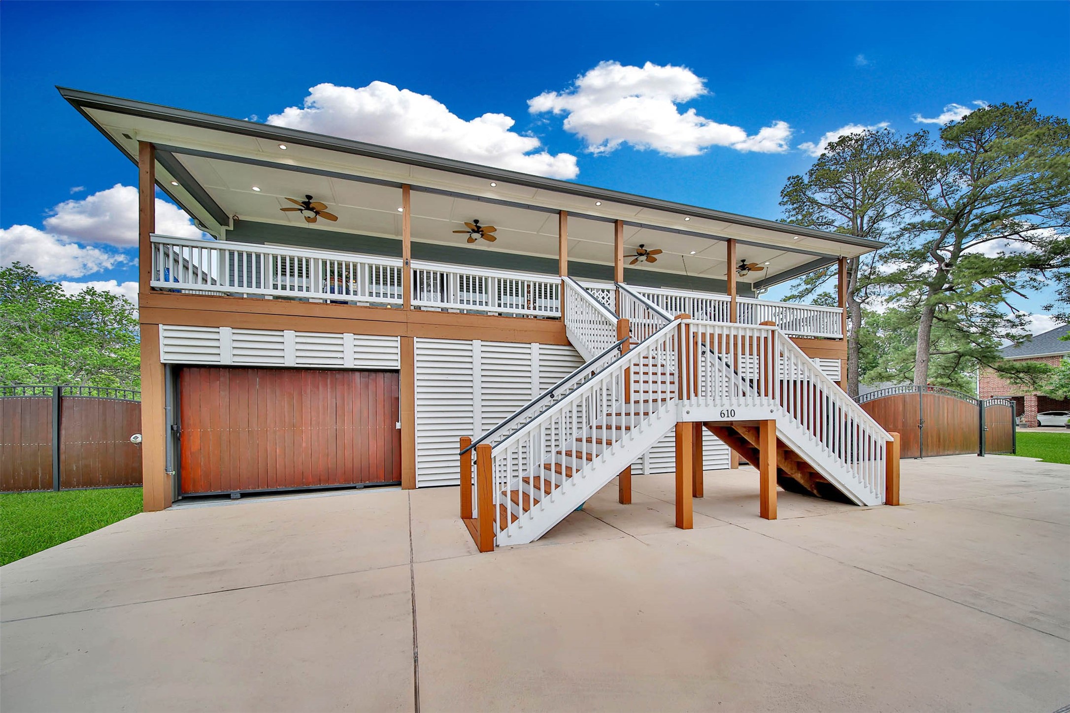 610 S Shady Lane Property Photo