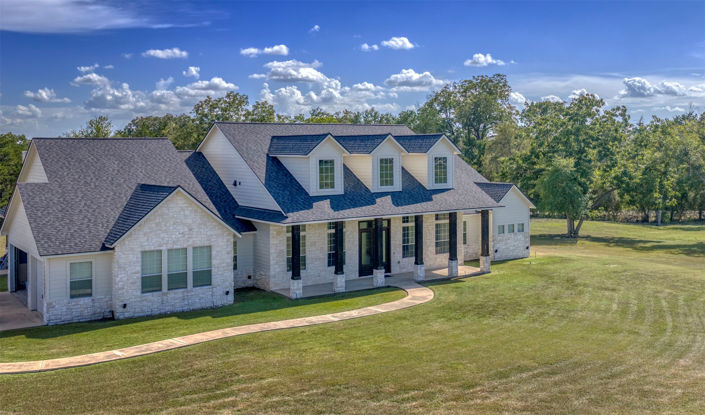 194 Zettel Road Property Photo 4