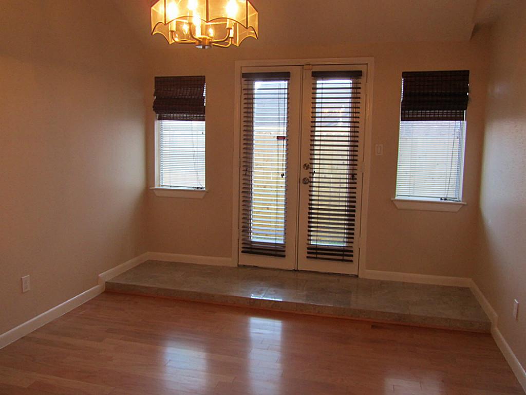1235 Kings Creek Trl Property Photo 10
