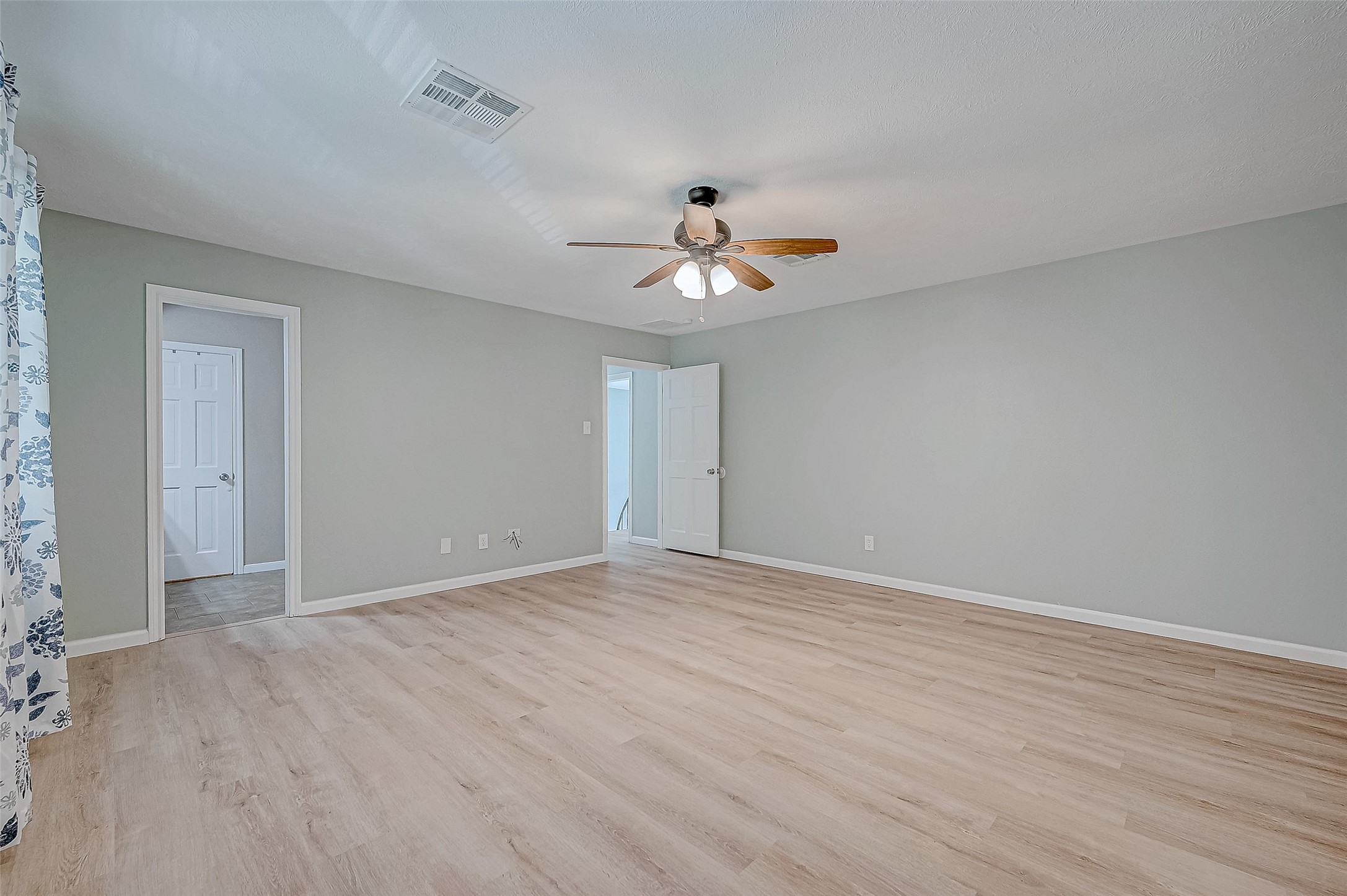 8110 Bent Oak Lane Property Photo 37
