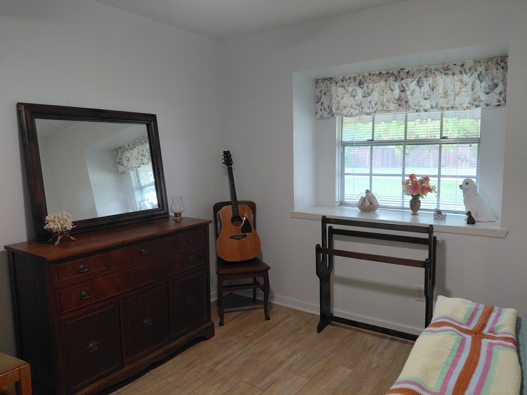 1518 Avenue B Property Photo 26