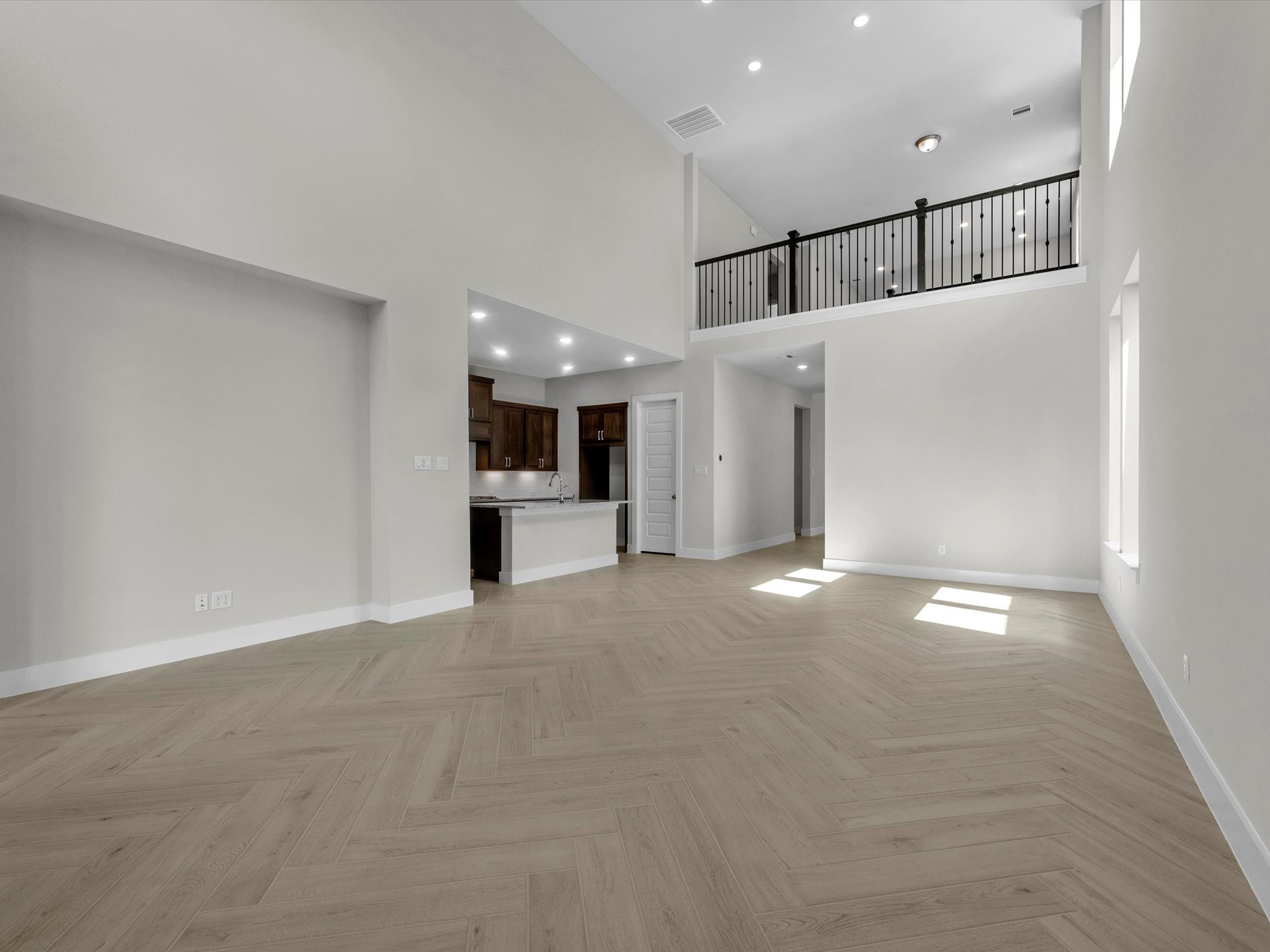 17827 Quartz Springs Lane Property Photo 7