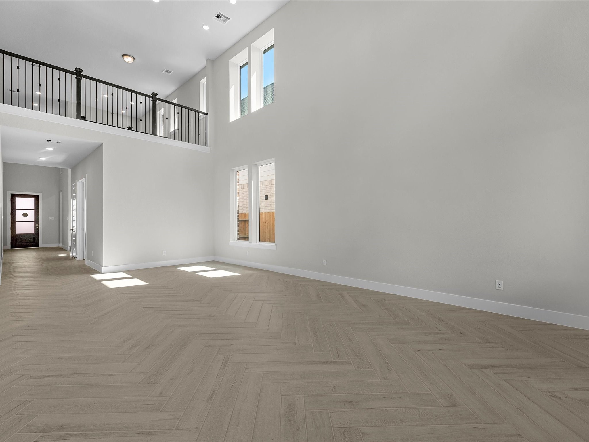 17827 Quartz Springs Lane Property Photo 8
