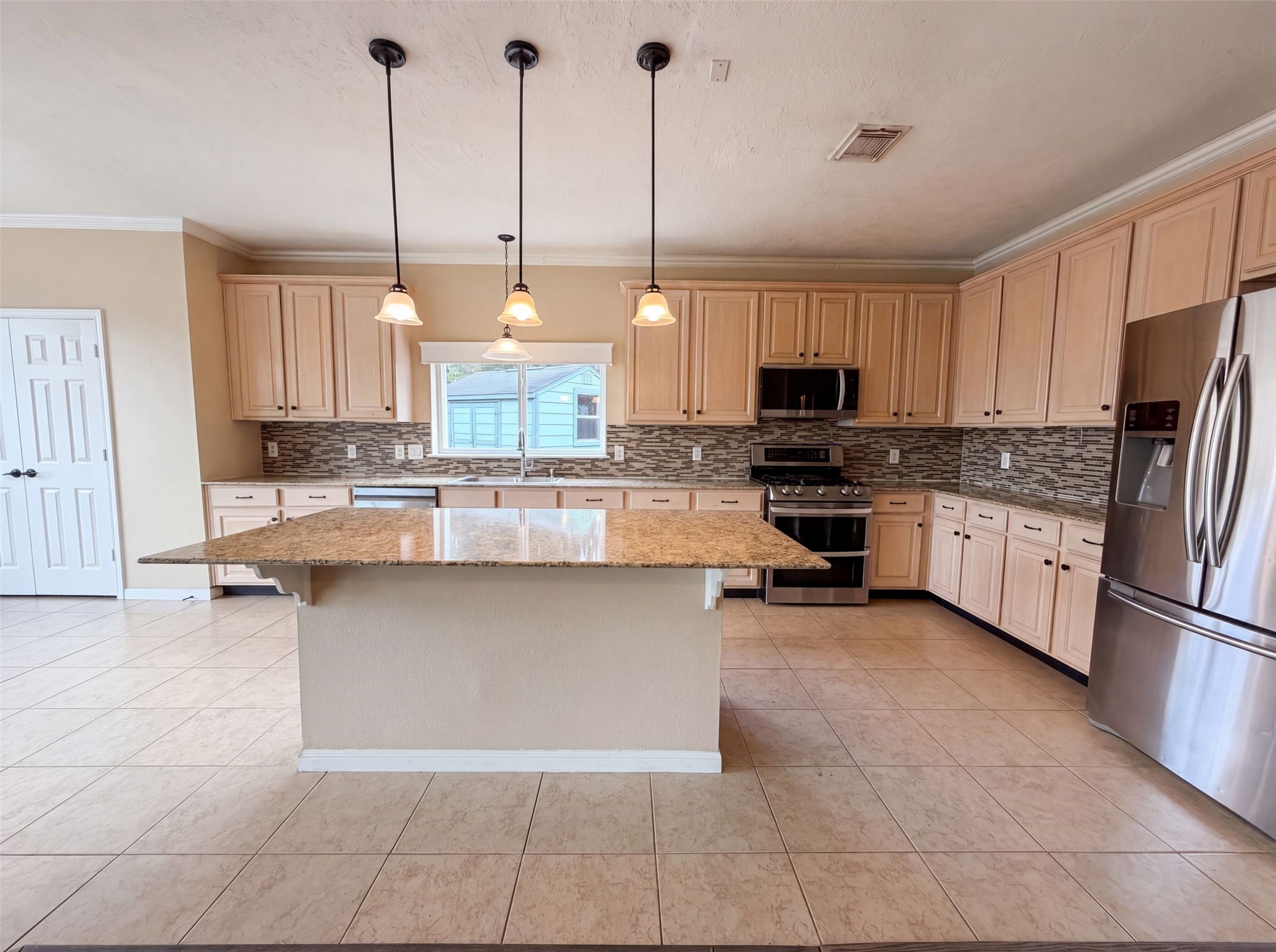 16507 Cypress Brook Court Property Photo 2