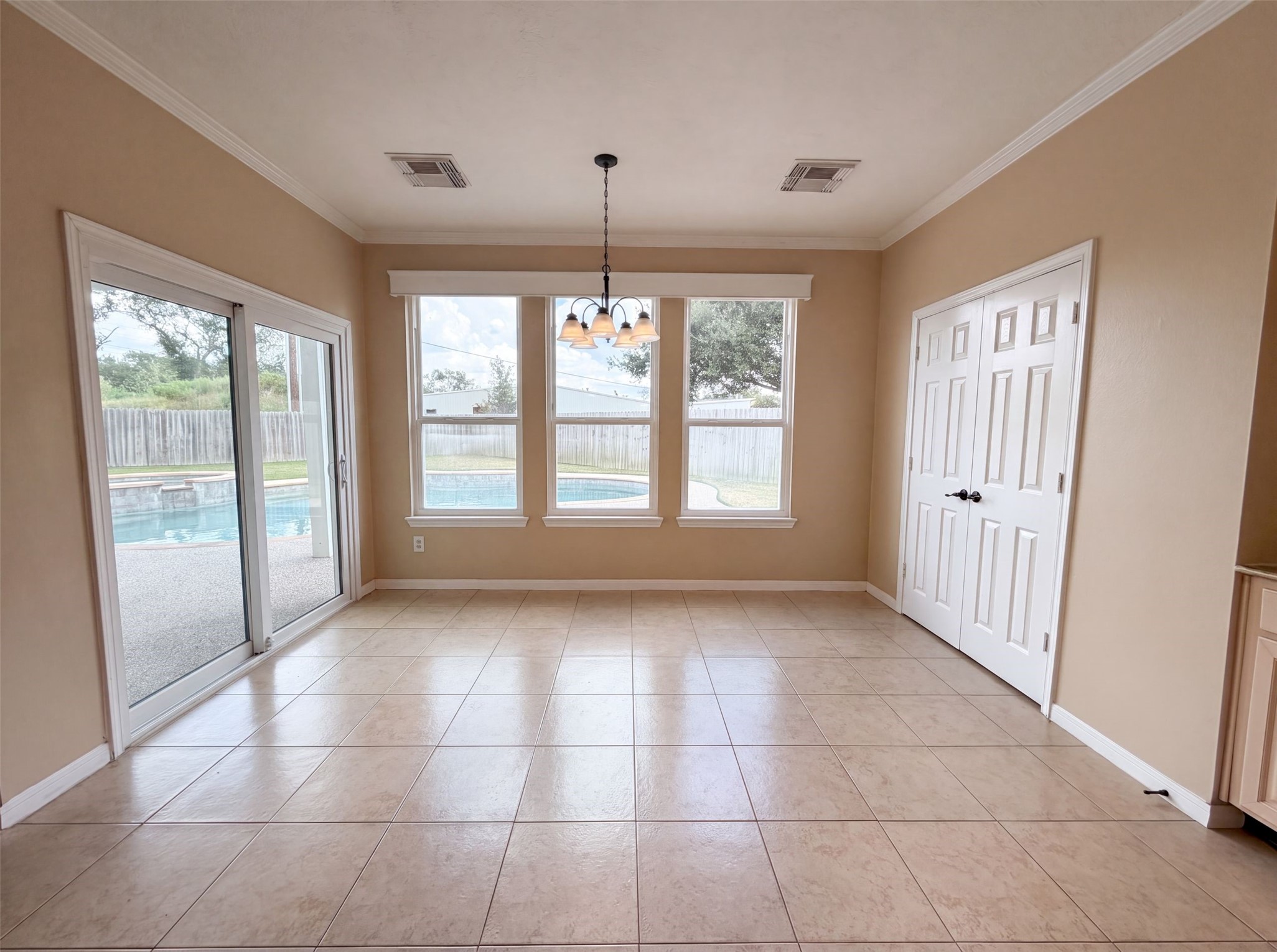 16507 Cypress Brook Court Property Photo 11