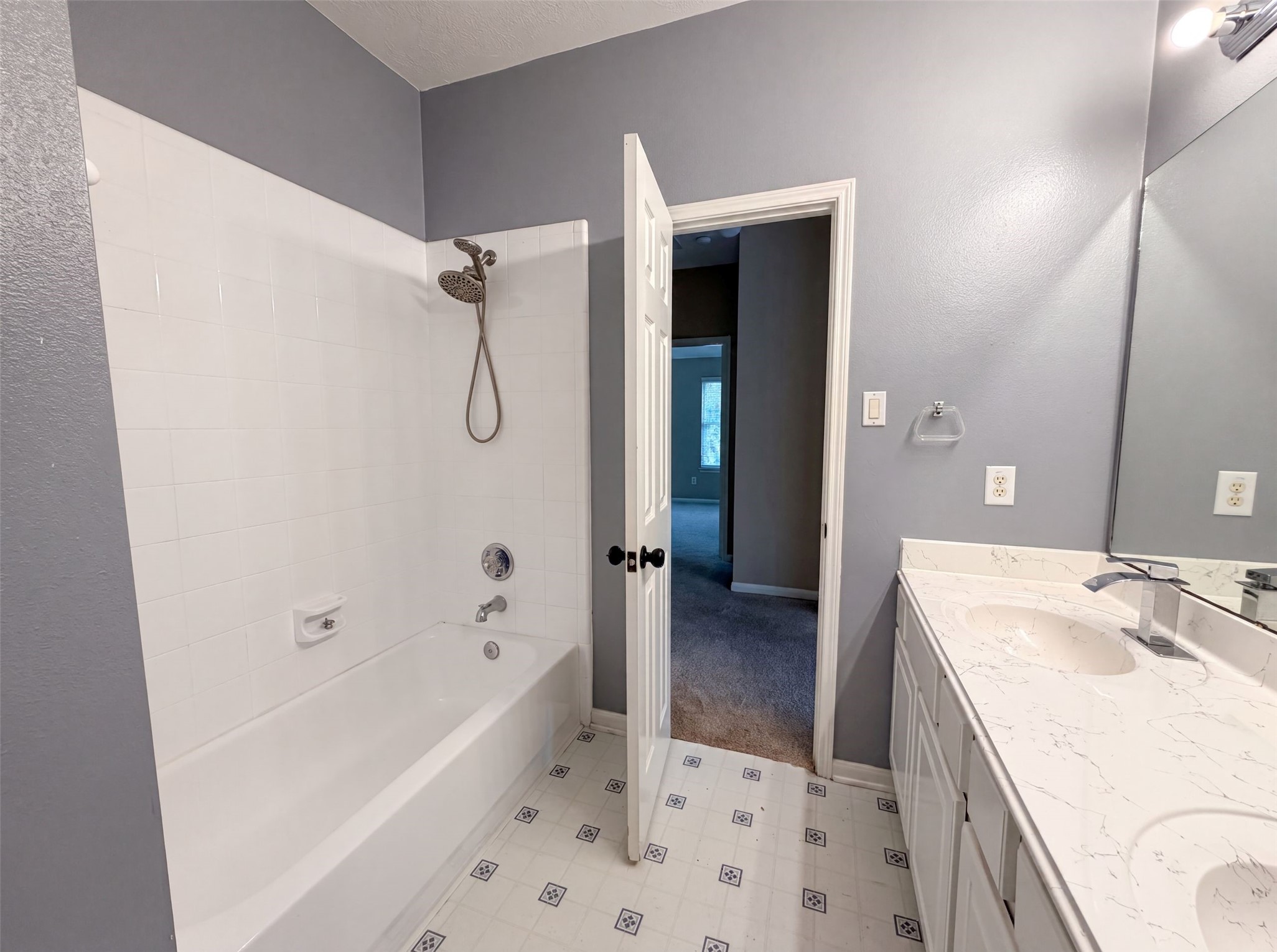 16507 Cypress Brook Court Property Photo 20