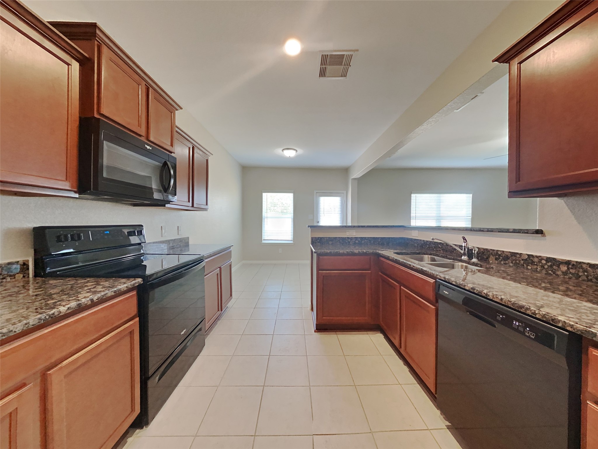 692 Totem Trail Drive Property Photo 6