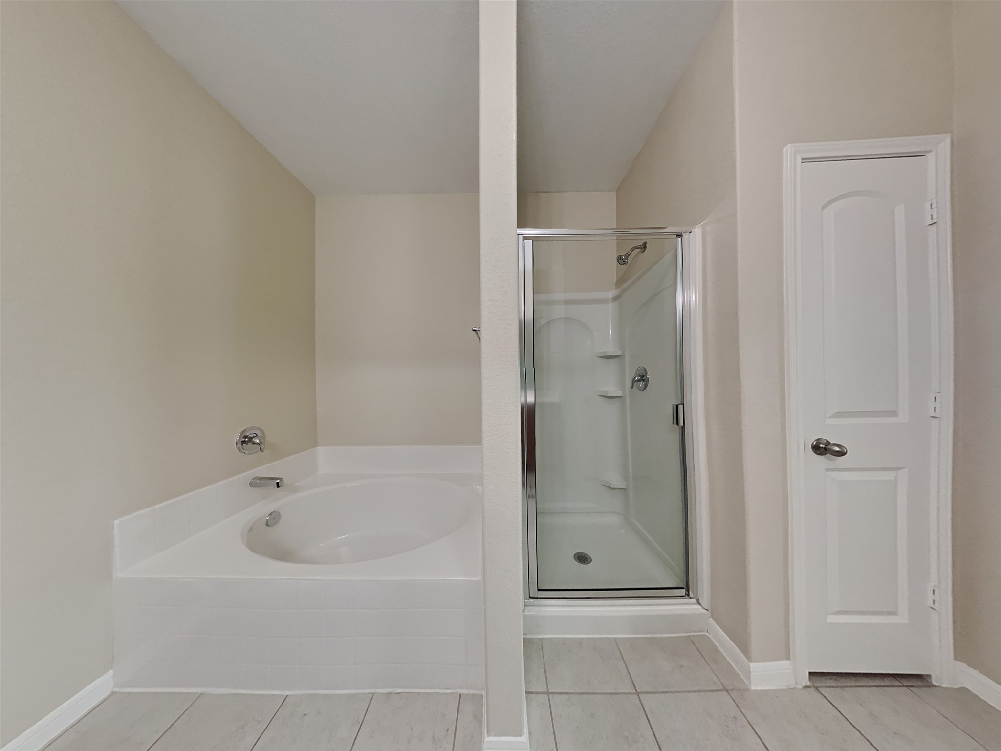 692 Totem Trail Drive Property Photo 8