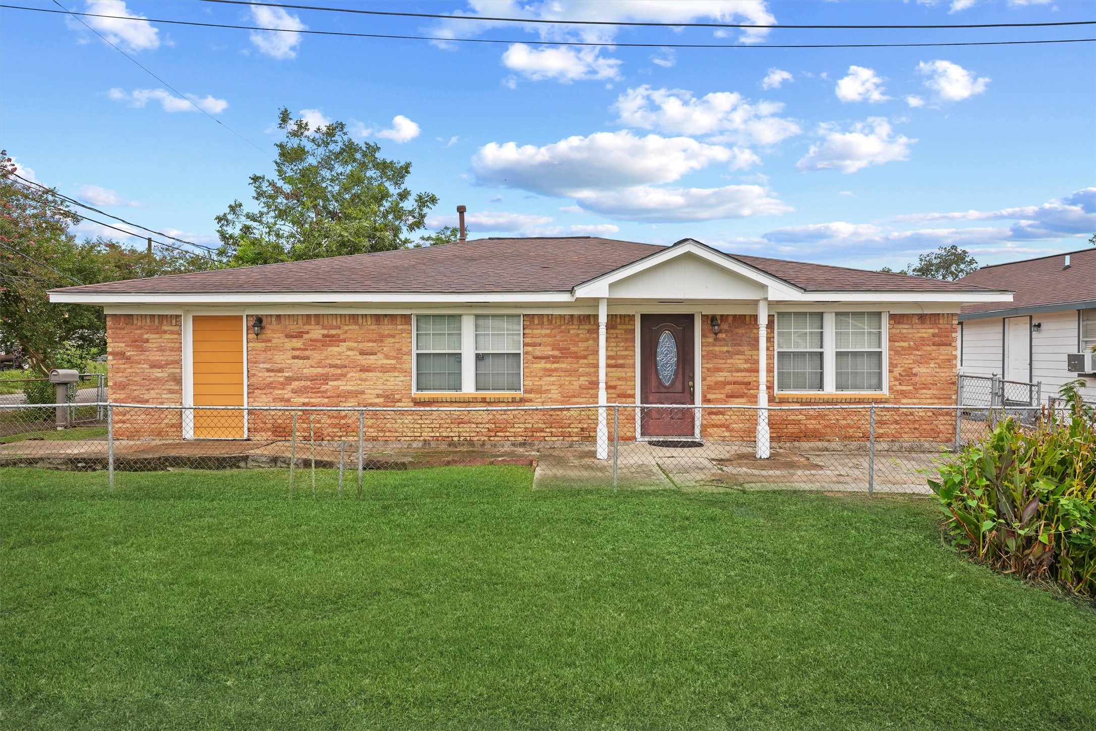 4515 Salina Street Property Photo 1