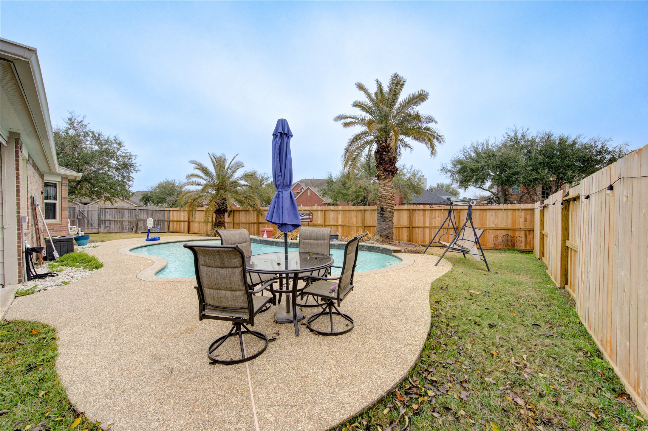 1908 Ivy Arbor Court Property Photo 4