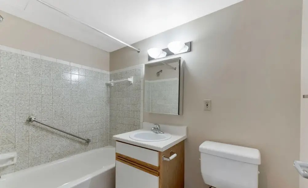 34567 Elmwood St Property Photo 4