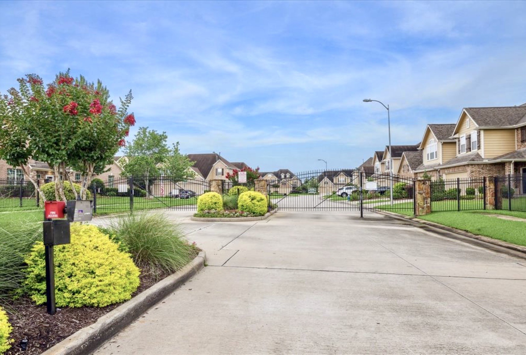 8413 Ketan Loch Court Property Photo 27