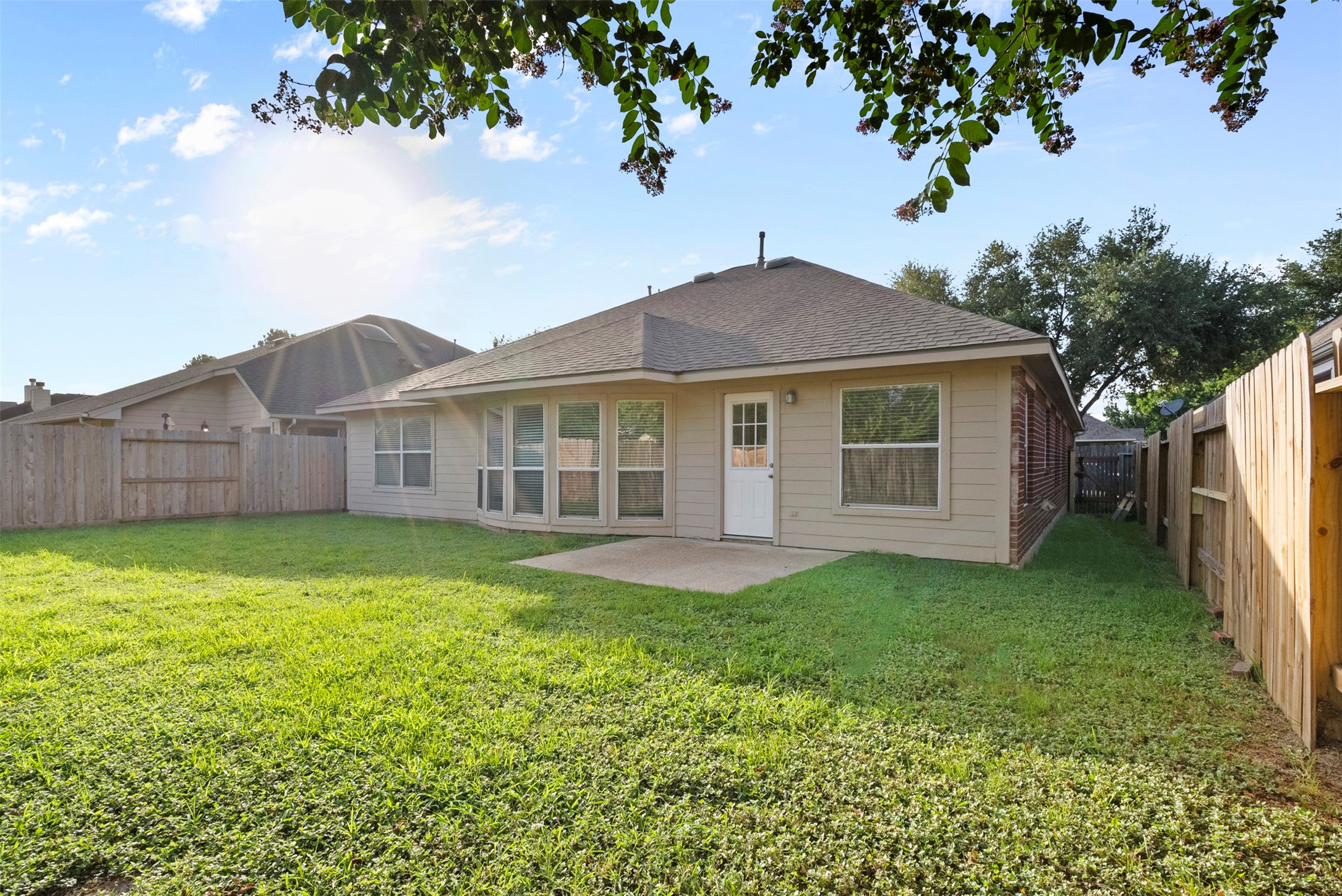 21231 River Knoll Lane Property Photo 8