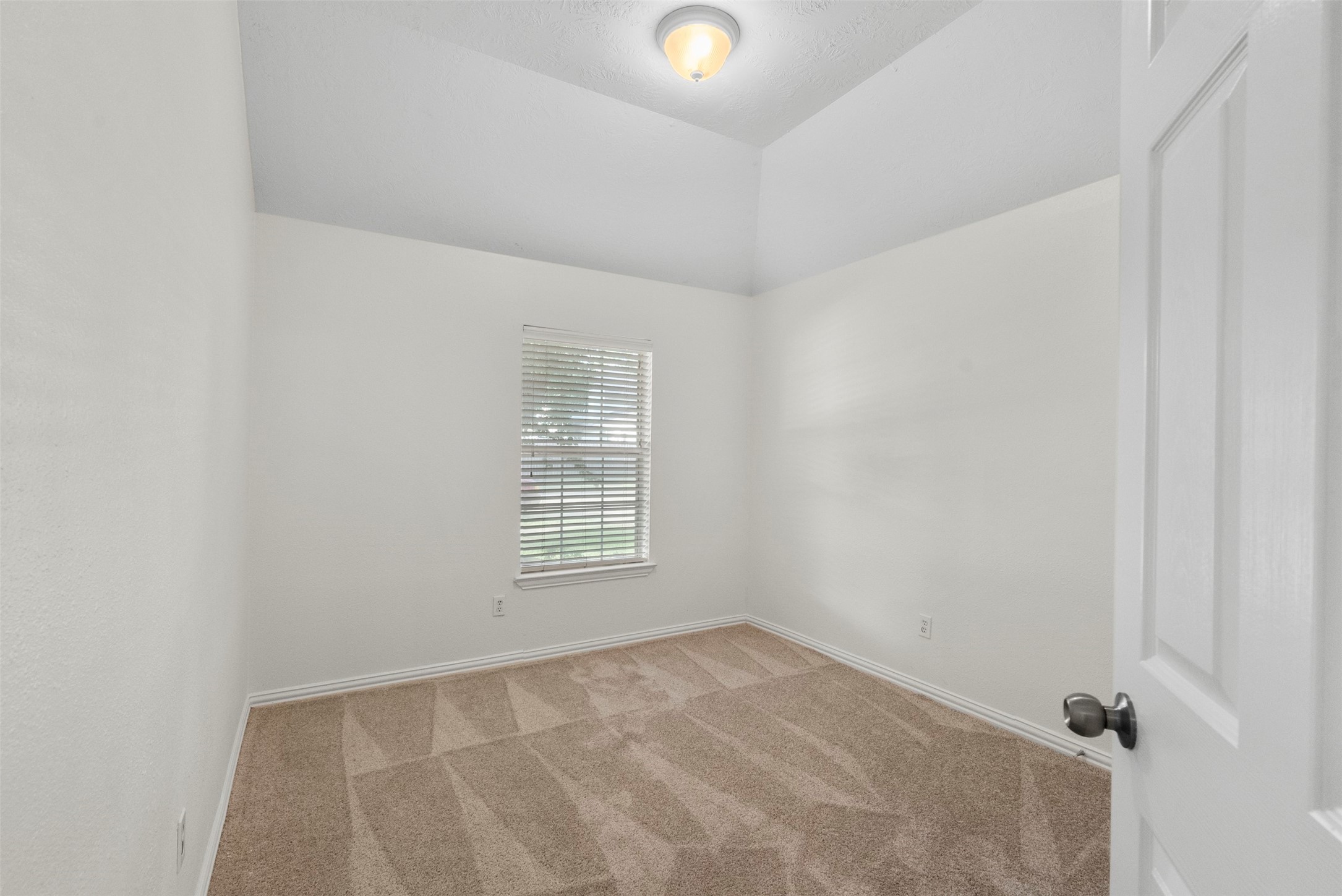 21231 River Knoll Lane Property Photo 14