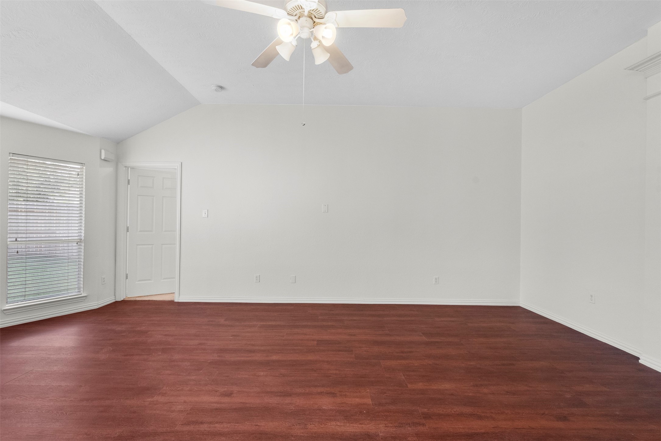 21231 River Knoll Lane Property Photo 28