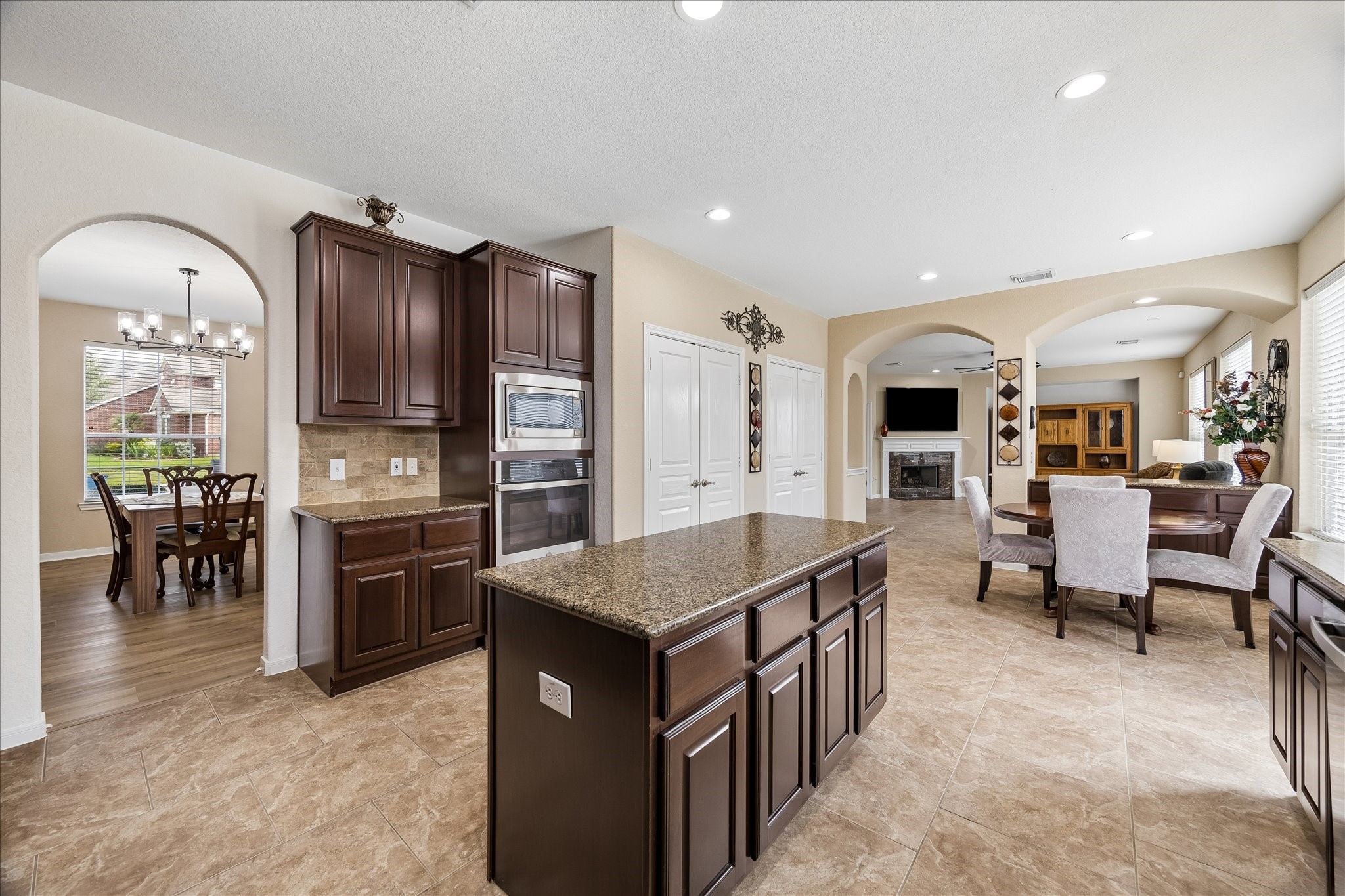 6115 Tarra Firma Drive Property Photo 13
