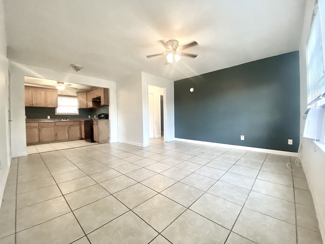1138 4th Avenue N 1140 Property Photo 4