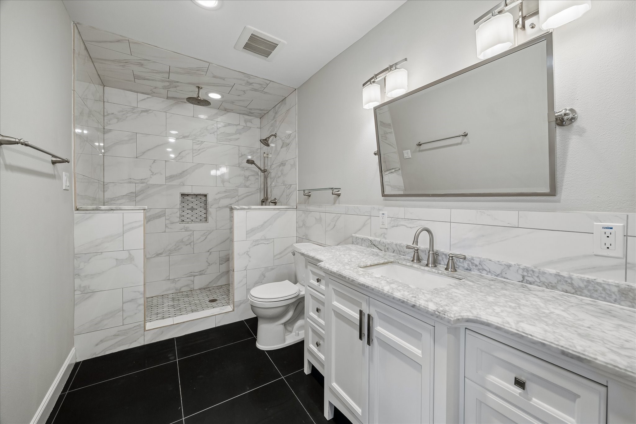 2108 White Oak Drive Property Photo 19