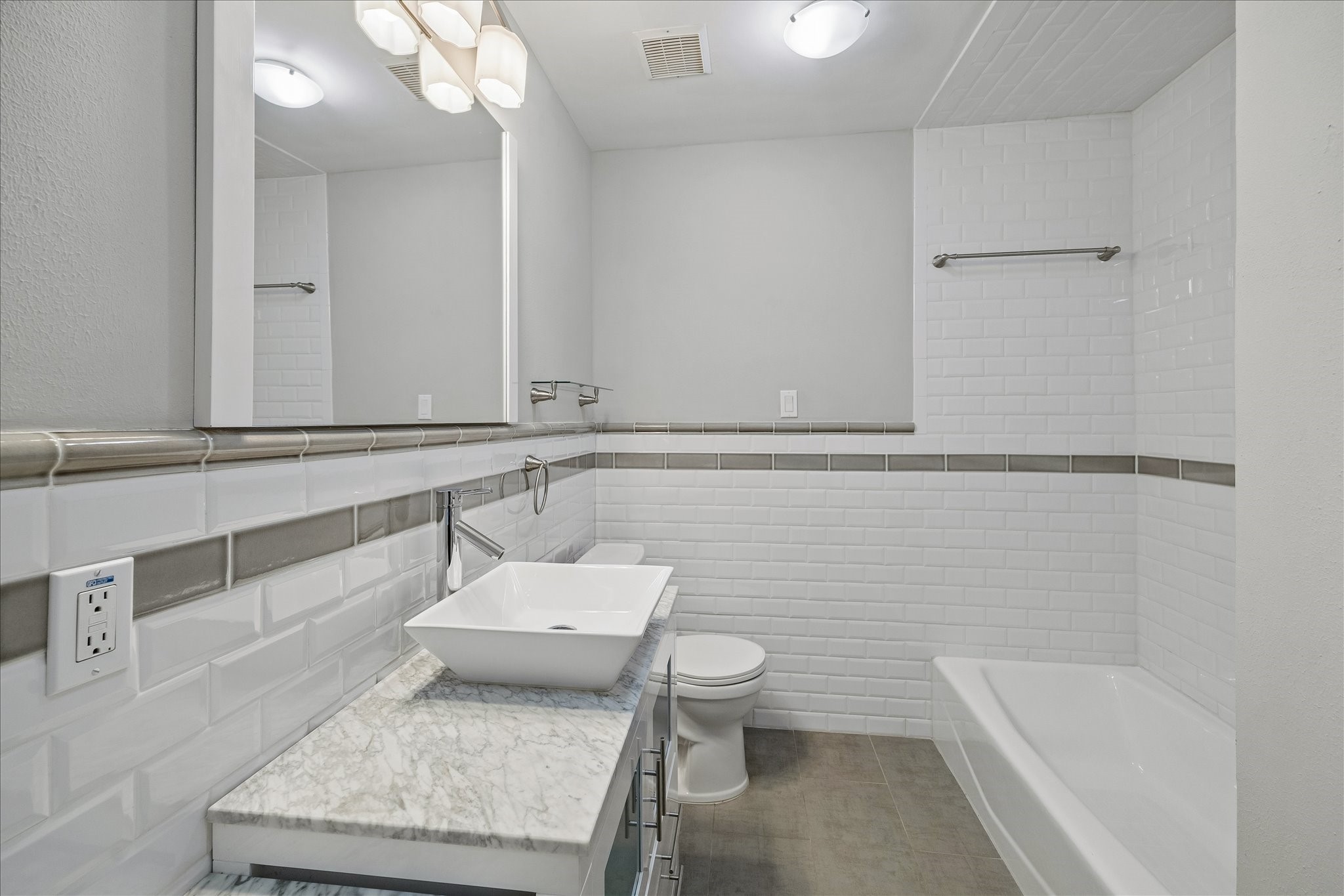 2108 White Oak Drive Property Photo 23
