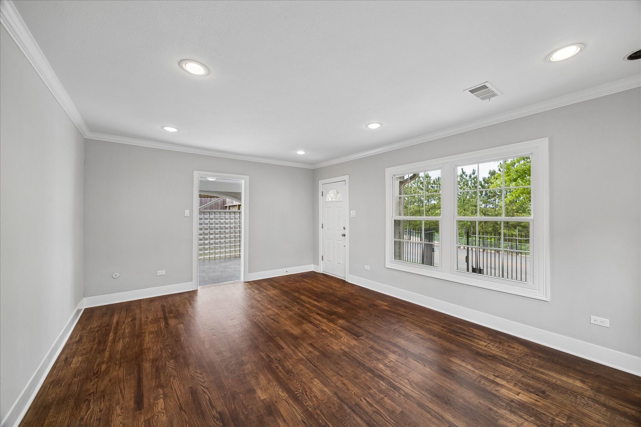2108 White Oak Drive Property Photo 25