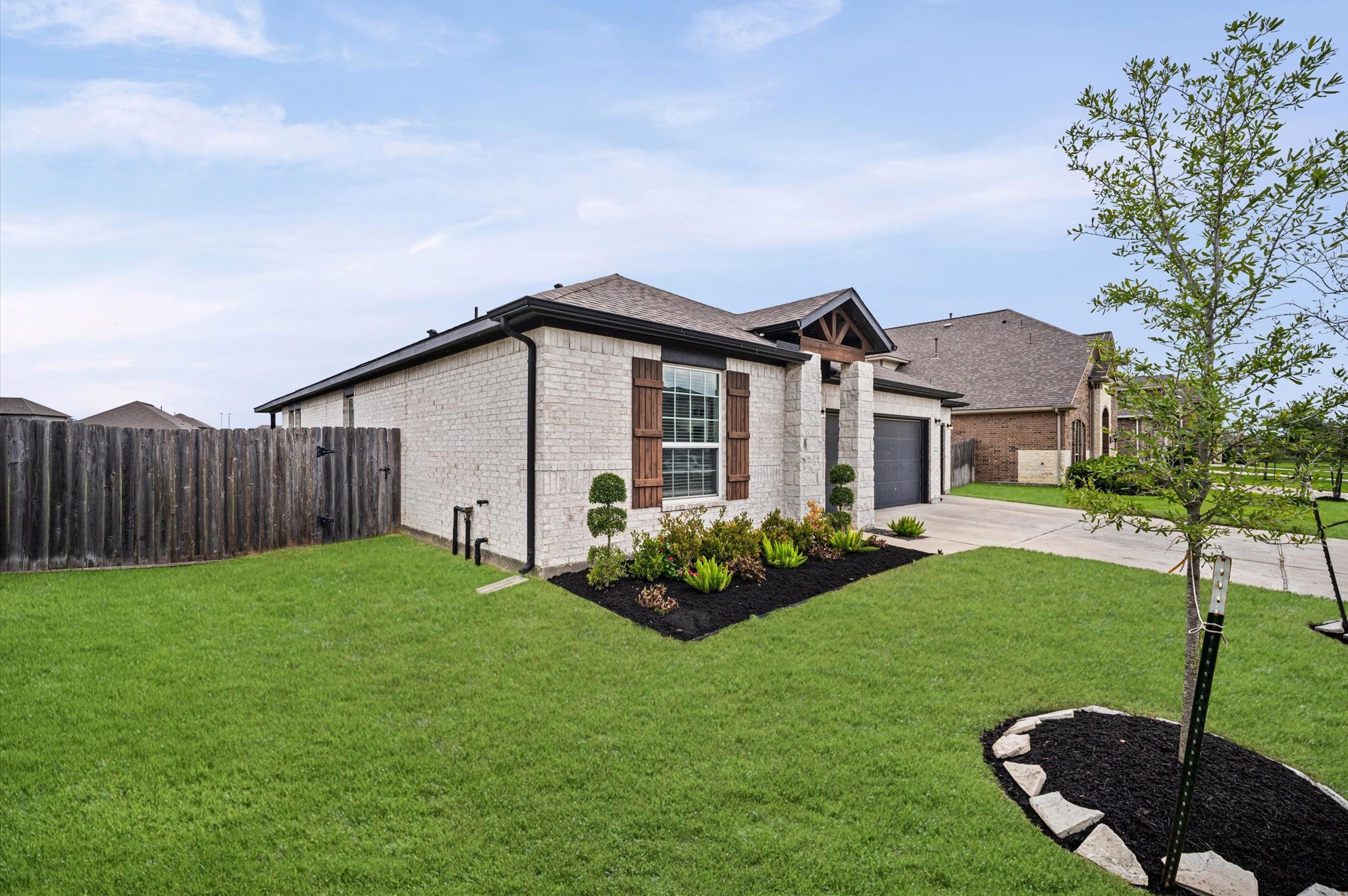 31414 Sandpiper Creek Drive Property Photo 4