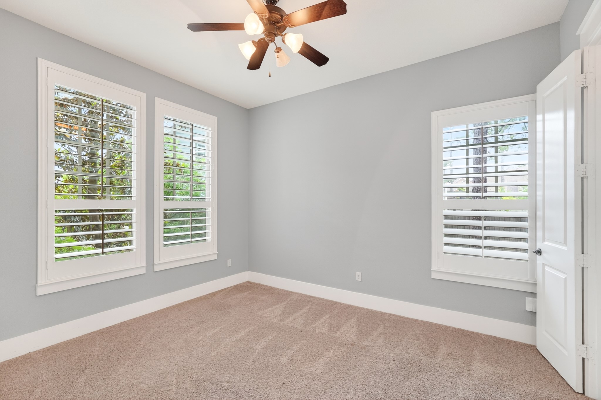 27 Hedgedale Way Property Photo 27