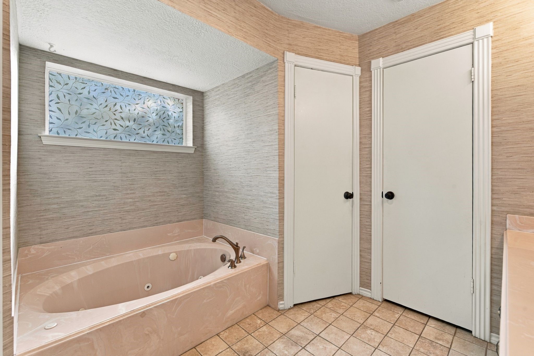 8214 Magnolia Glen Drive Property Photo 23