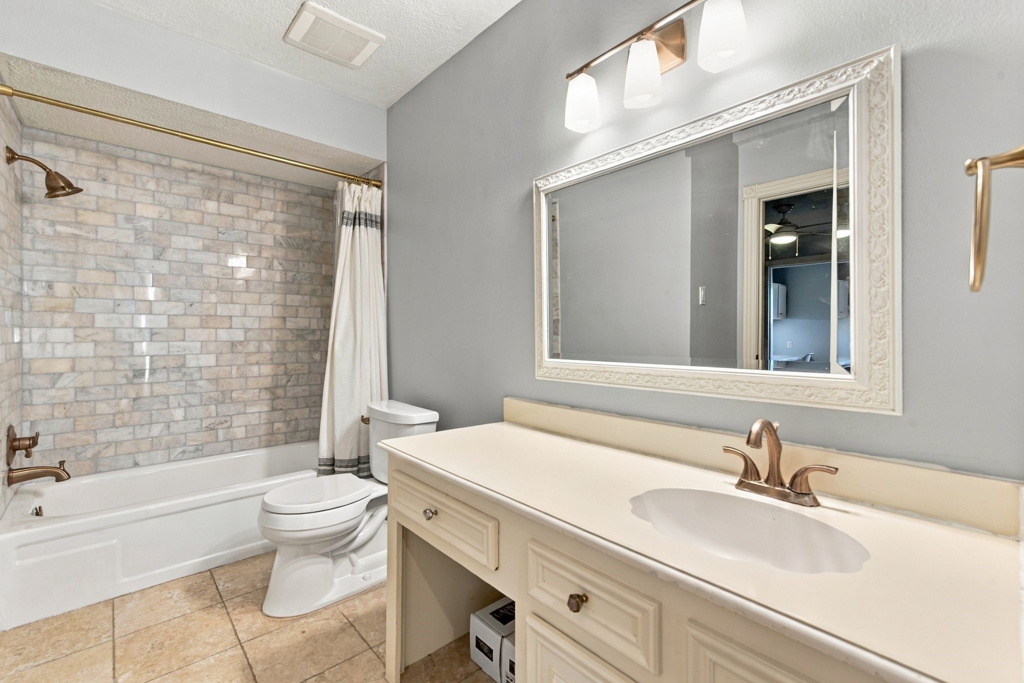 8214 Magnolia Glen Drive Property Photo 33