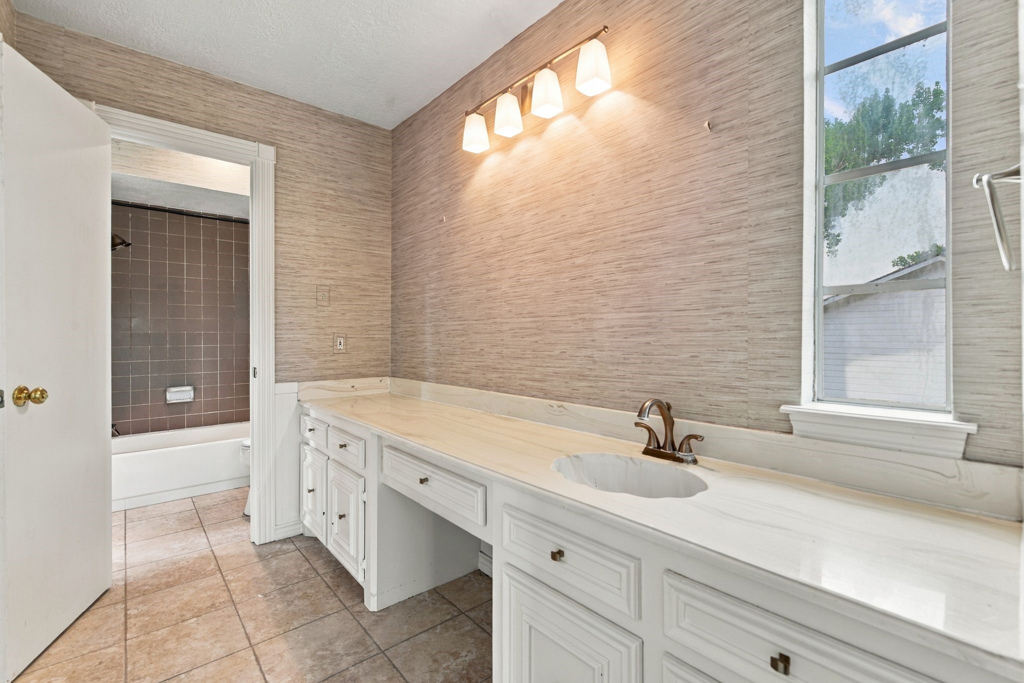 8214 Magnolia Glen Drive Property Photo 40