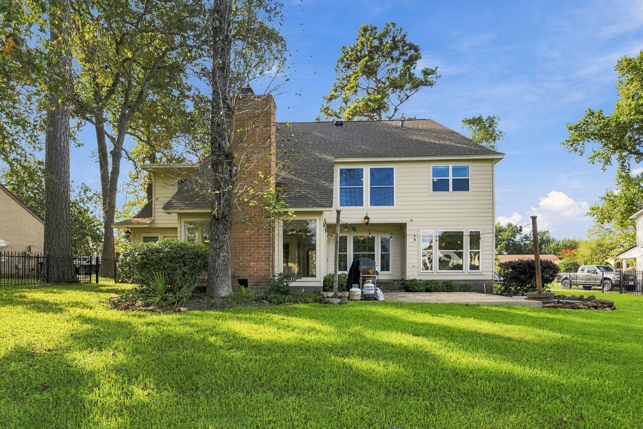 8214 Magnolia Glen Drive Property Photo 46