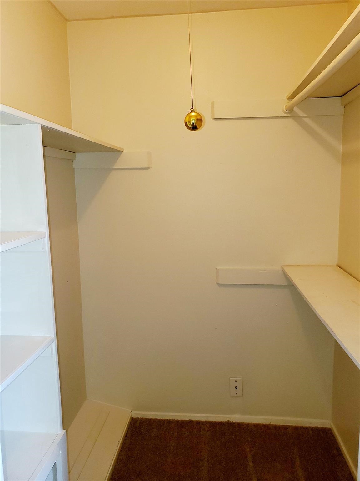 11806 Hillcroft Avenue Property Photo 12