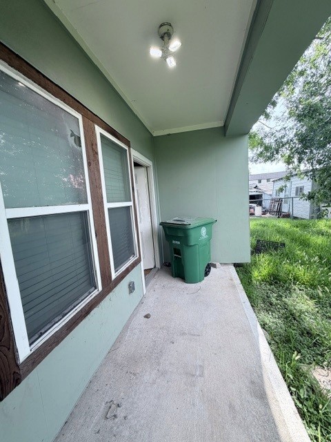 905 Prosper Street Property Photo 3