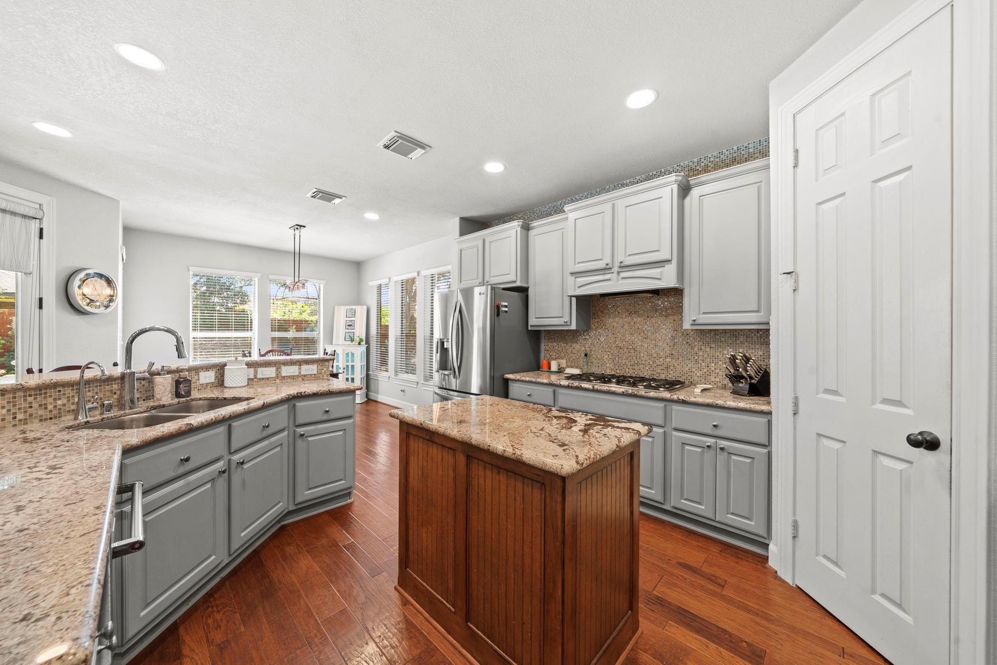 9302 Brady Branch Lane Property Photo 15