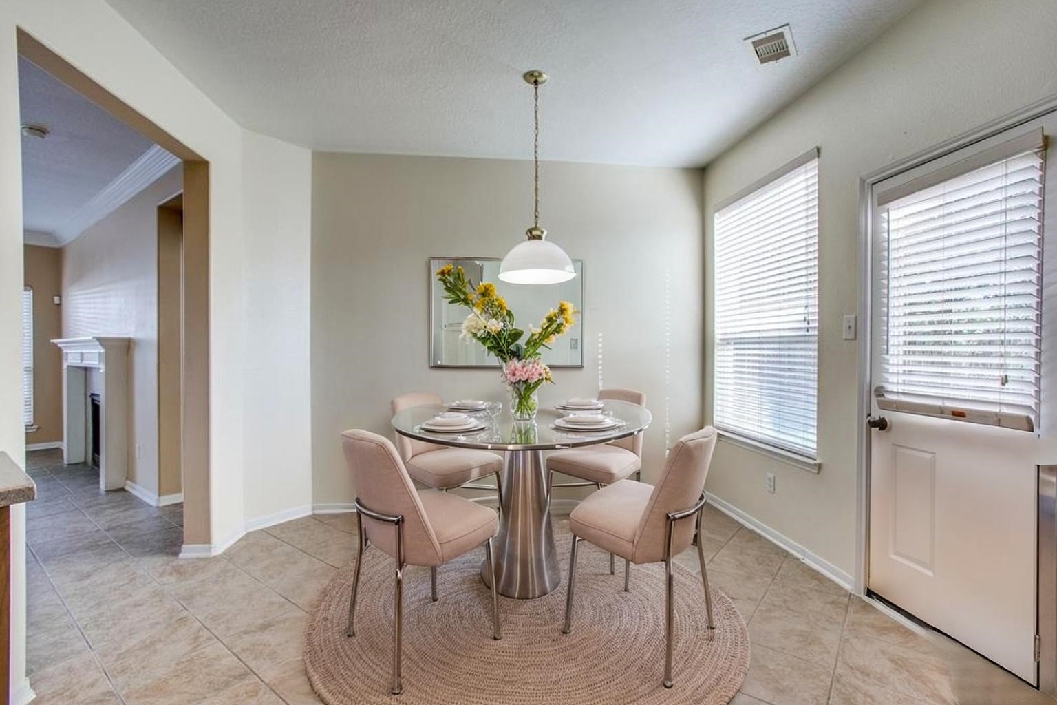 9907 Valance Way Property Photo 18