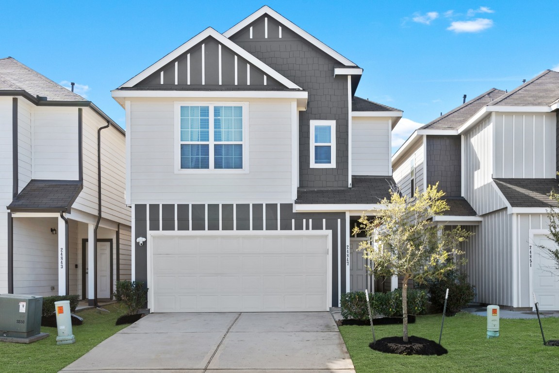 24847 Goldoni Drive Property Photo 1