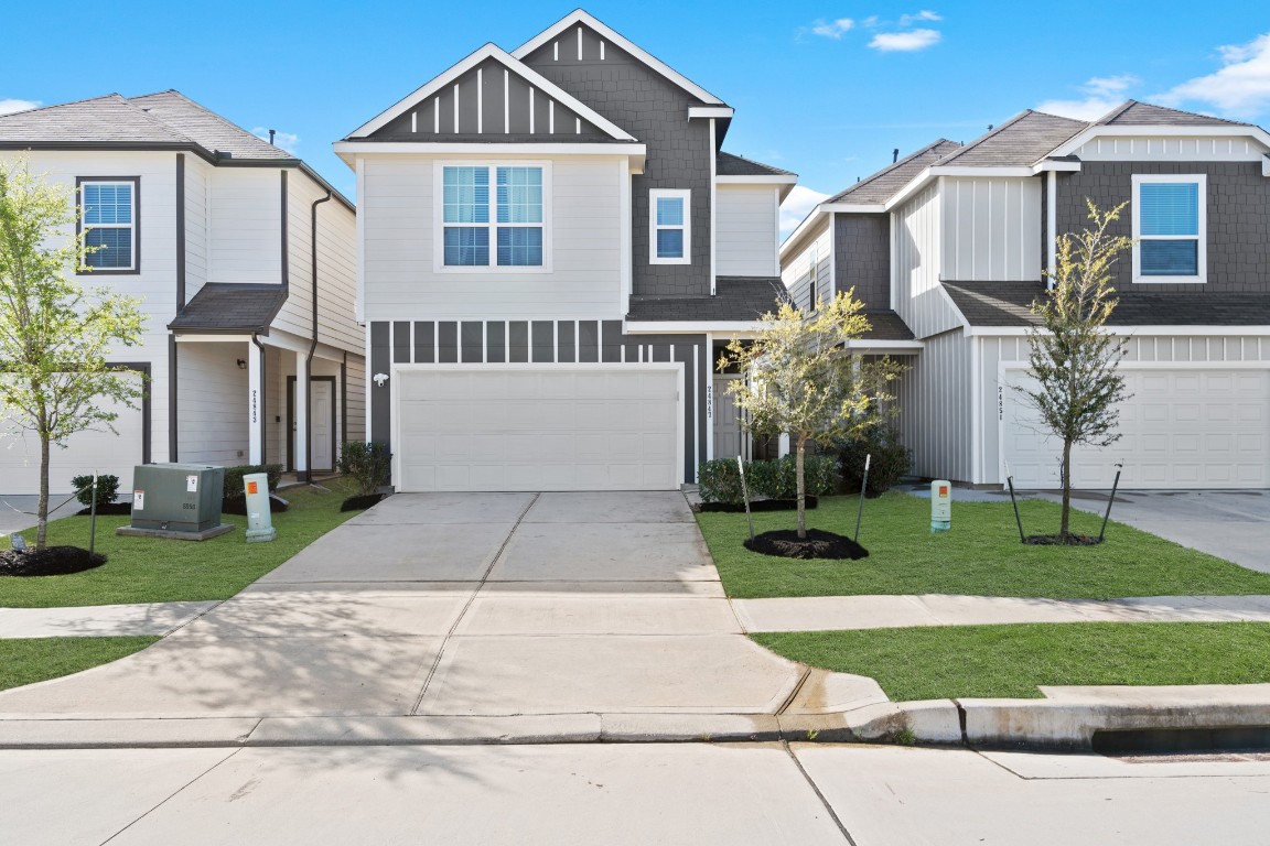 24847 Goldoni Drive Property Photo 2