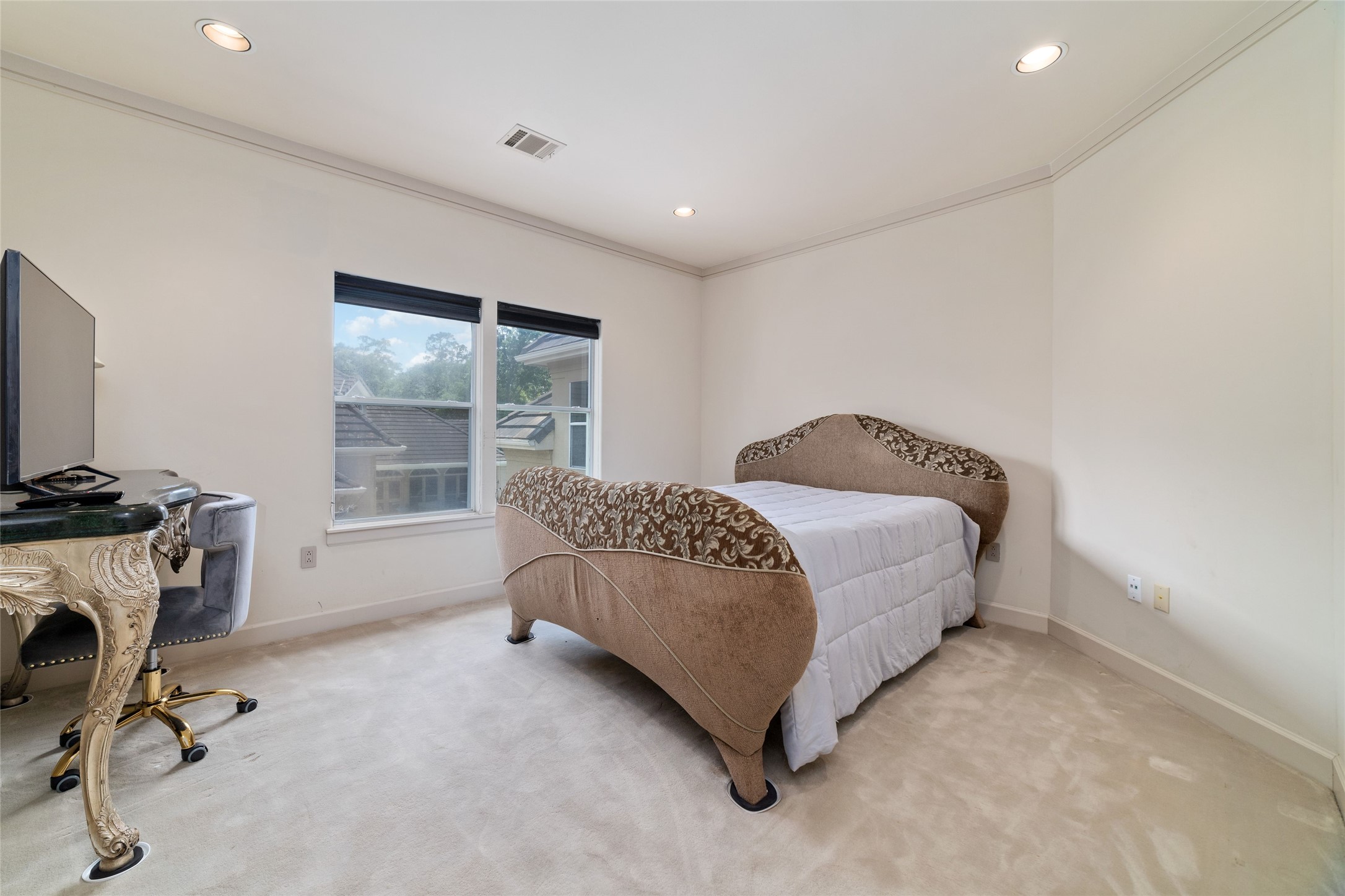 2814 Cedar Woods Place Property Photo 27
