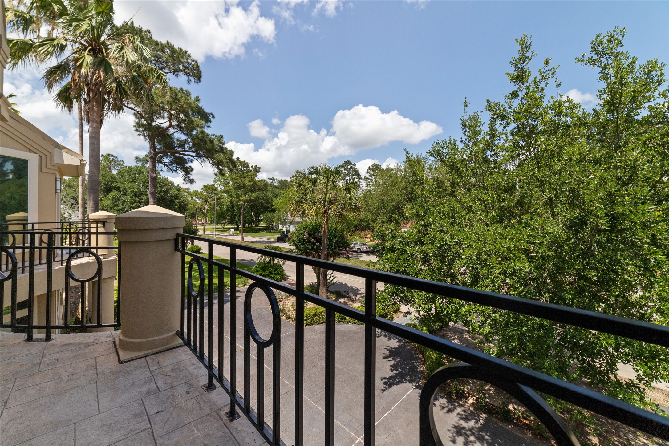 2814 Cedar Woods Place Property Photo 31
