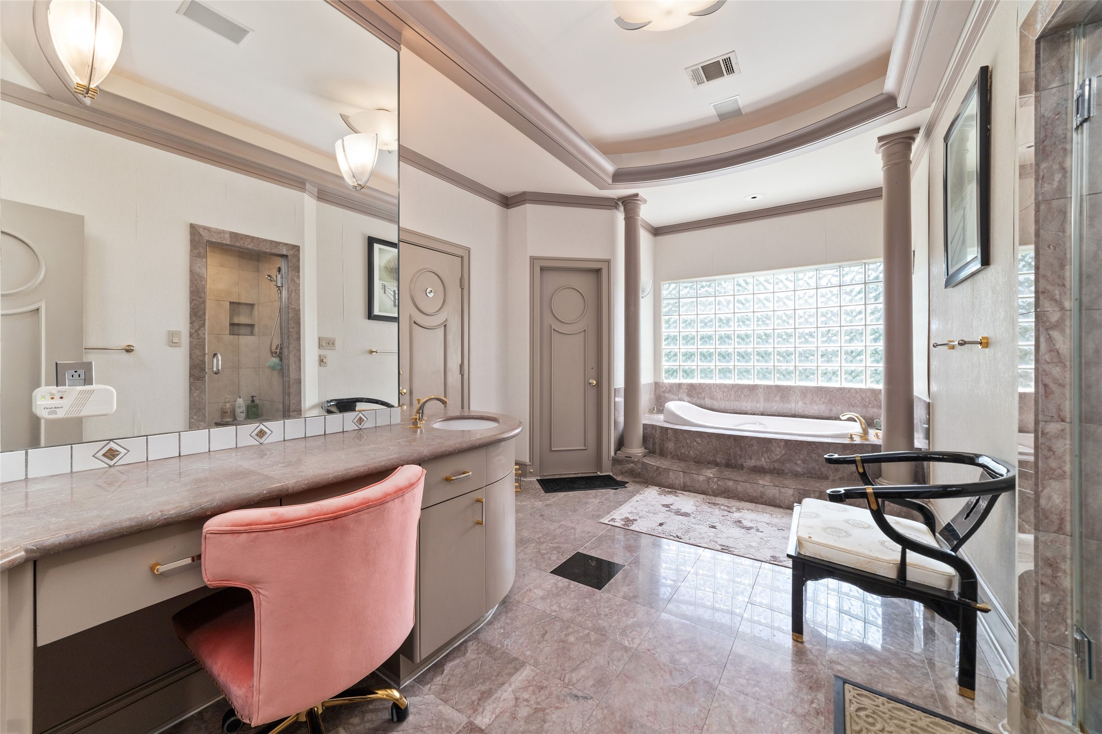 2814 Cedar Woods Place Property Photo 40
